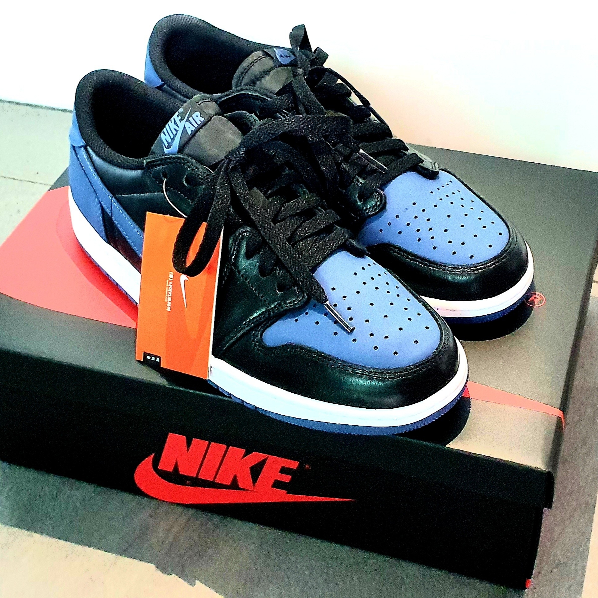 Jordan 1 Retro Low OG Mystic Navy 착용 스타일