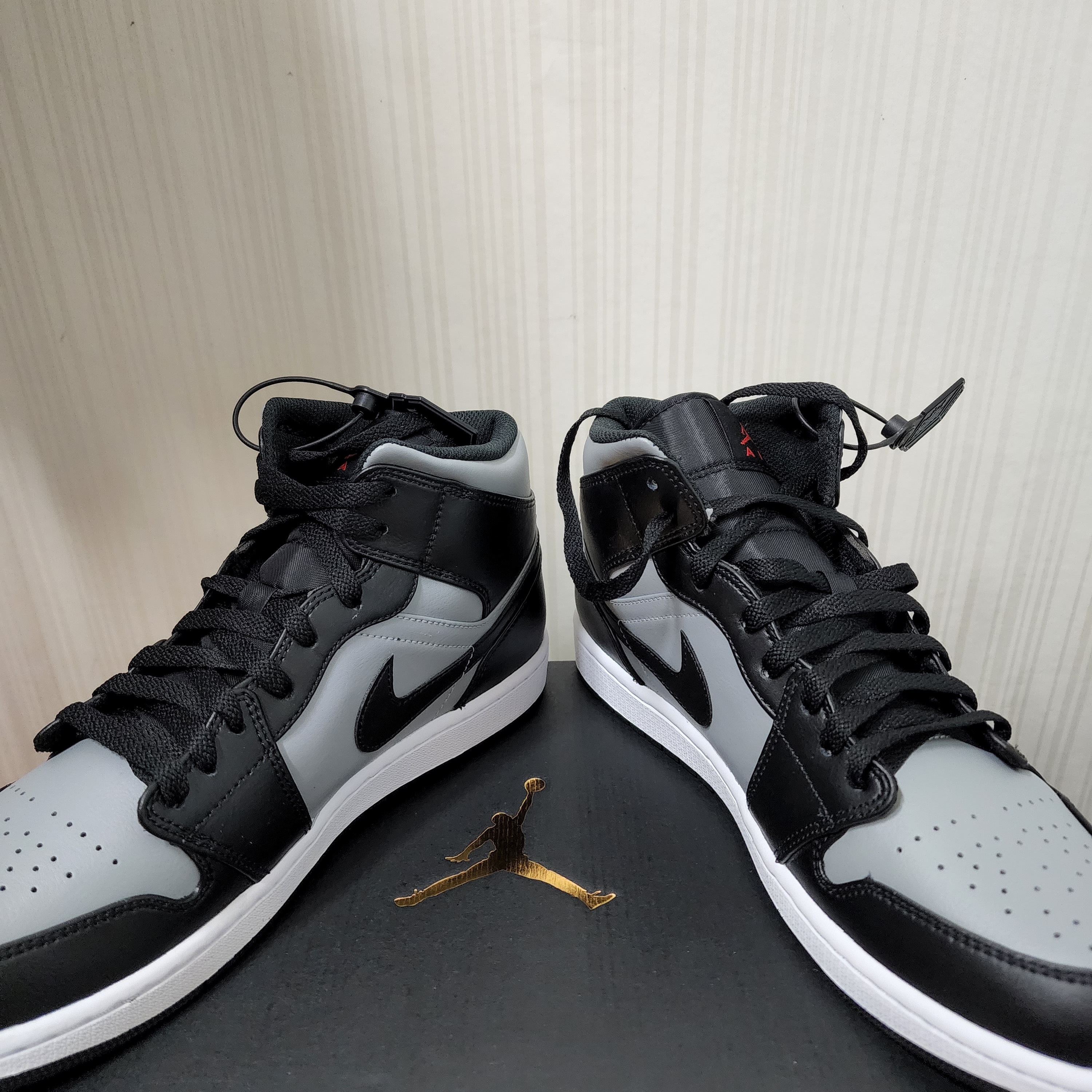 Jordan 1 Mid Shadow 착용 스타일 - 1