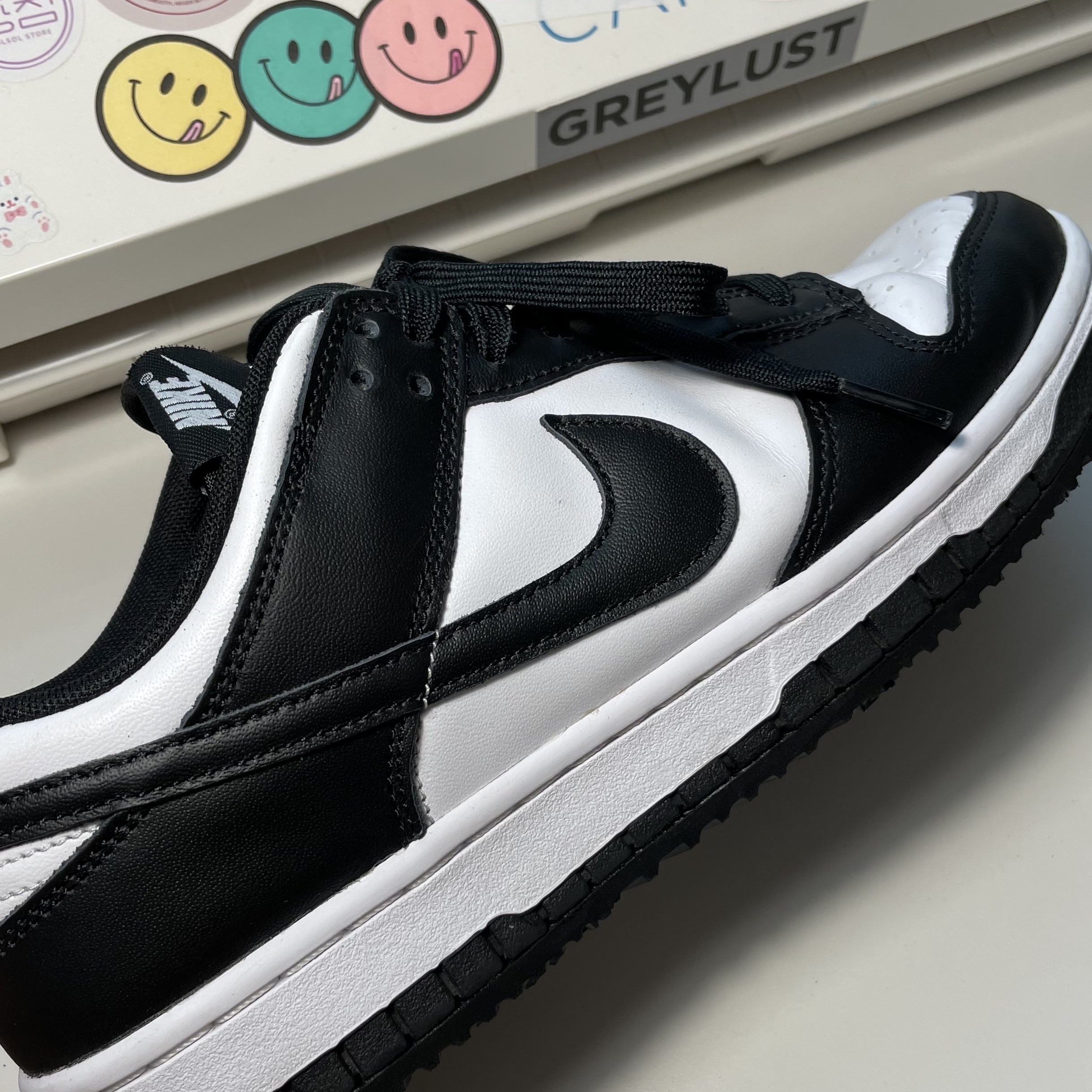 Nike Dunk Low Retro Black, (W) Nike Dunk Low Black 착용 스타일 - 2
