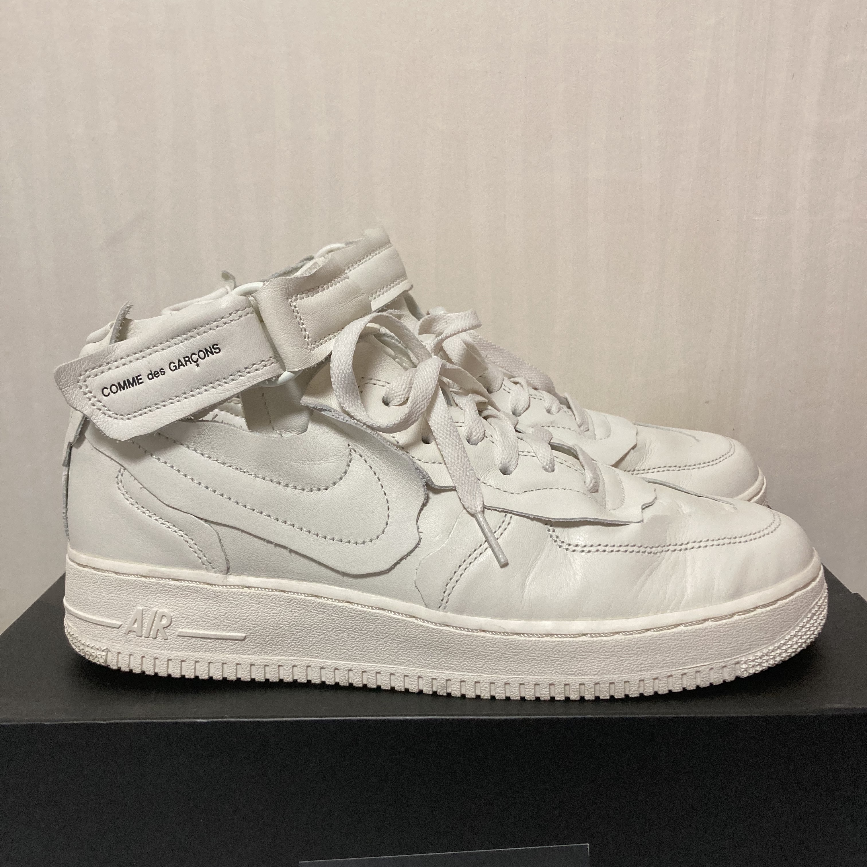 Nike x Comme des Garcons Homme Plus Air Force Mid White 착용 스타일 - 1