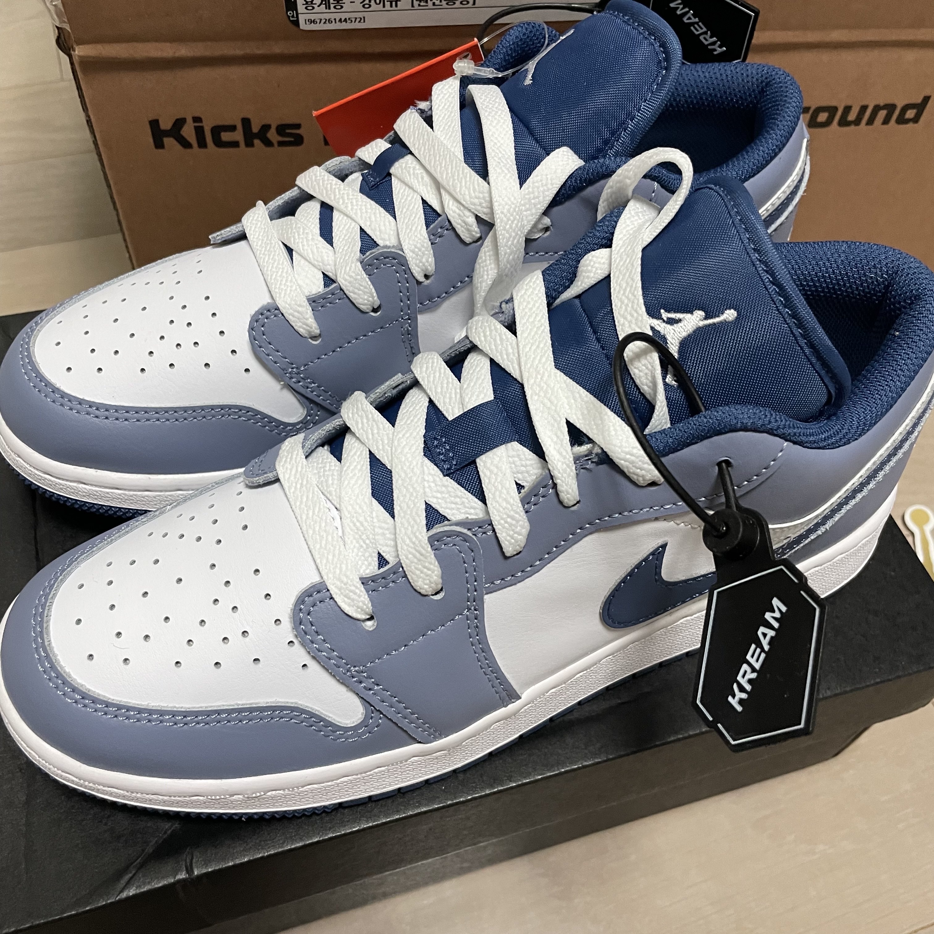 (GS) Jordan 1 Low SE Ashen Slate and Mystic Navy 착용 스타일 - 3