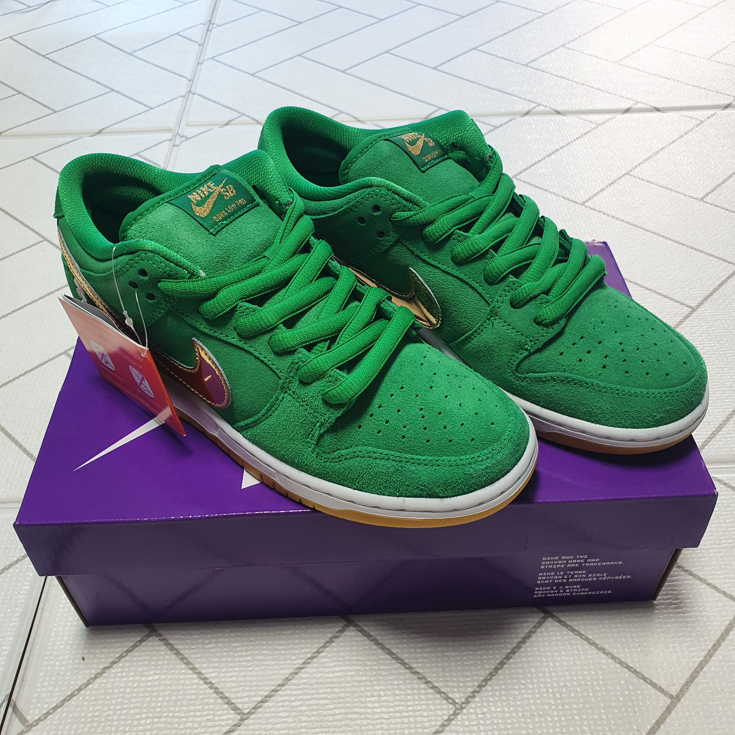 Nike SB Dunk Low Pro Shamrock 착용 스타일