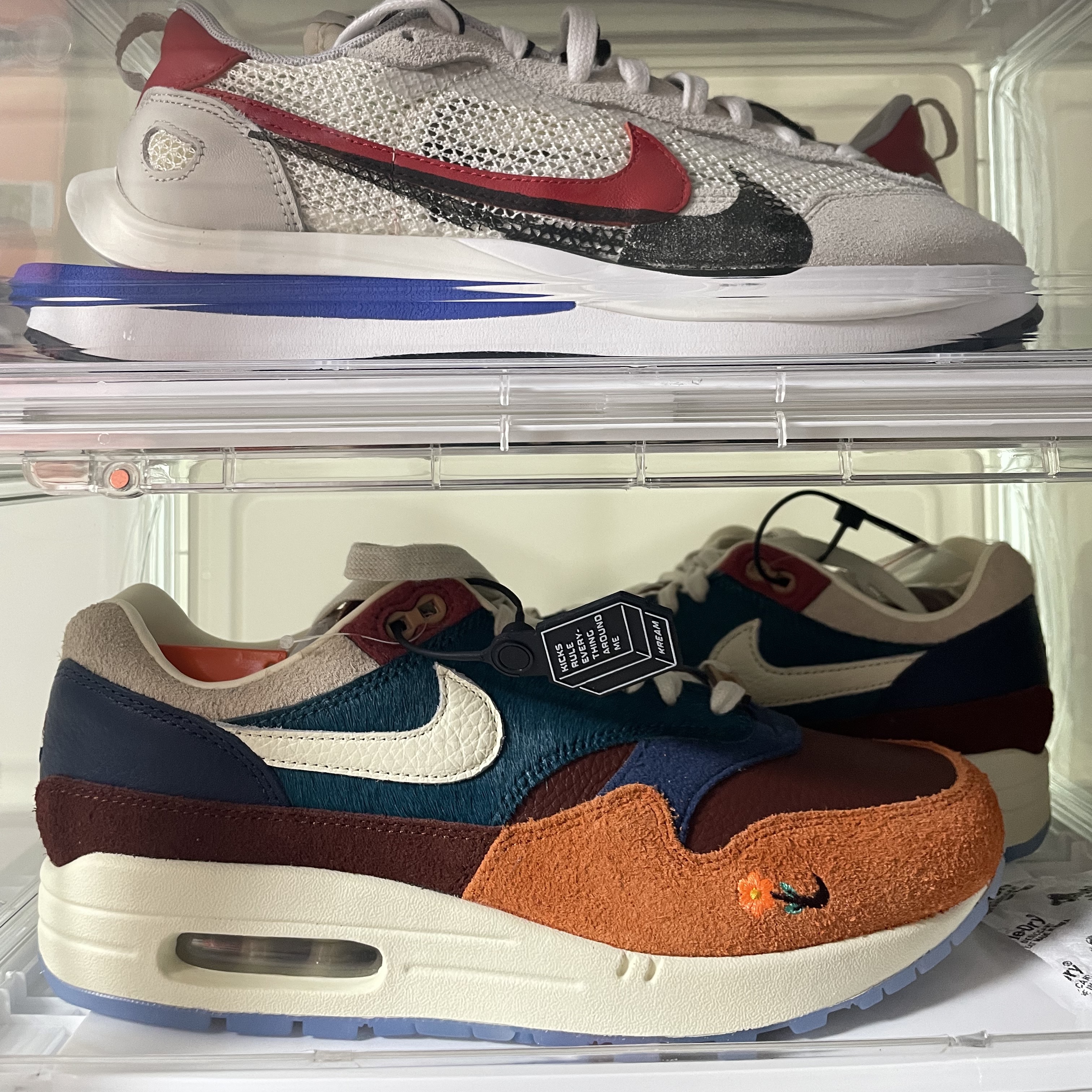 Nike x Sacai VaporWaffle Royal Fuchsia, Nike x Kasina Air Max 1 SP Won-Ang Orange 착용 스타일 - 1