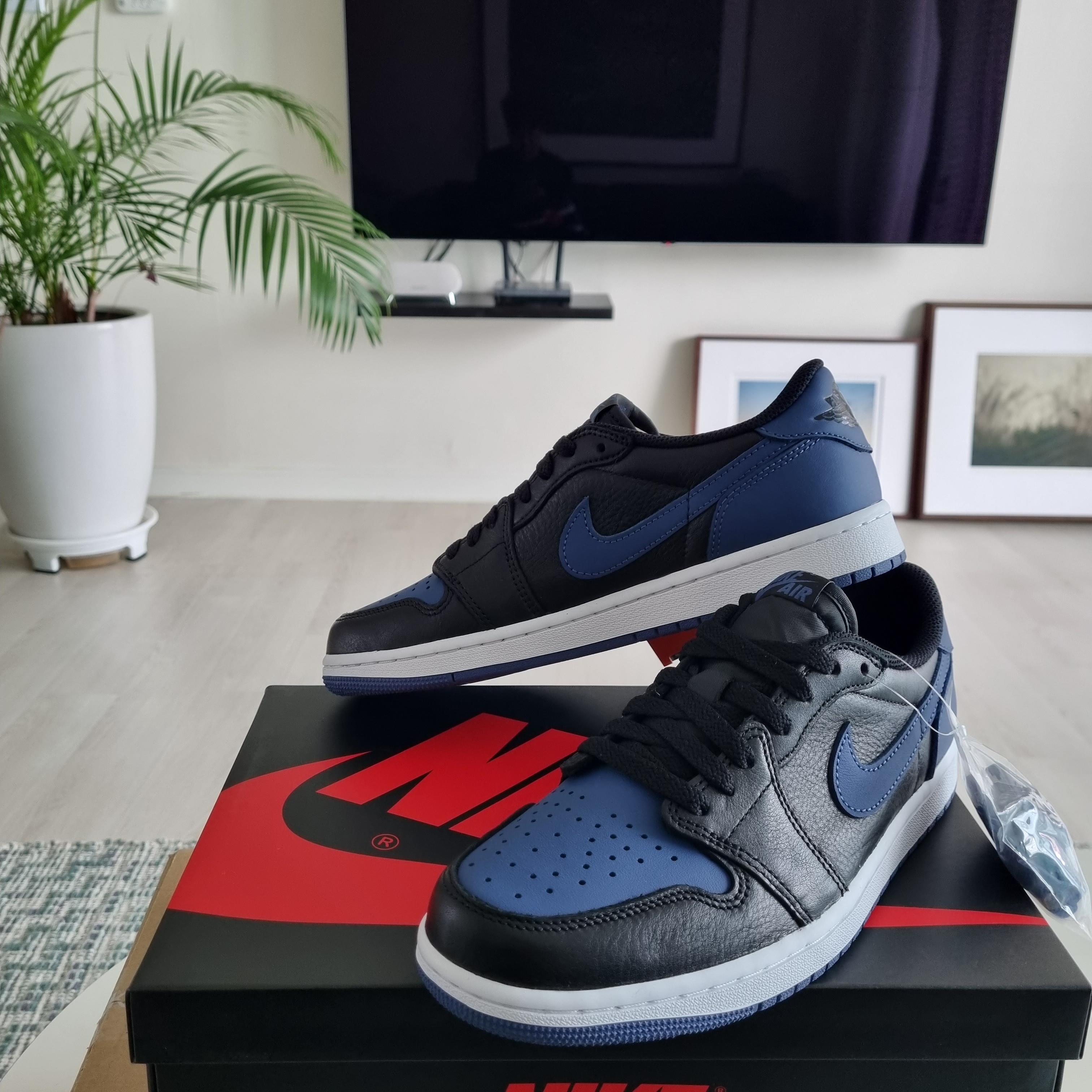 Jordan 1 Retro Low OG Mystic Navy 착용 스타일