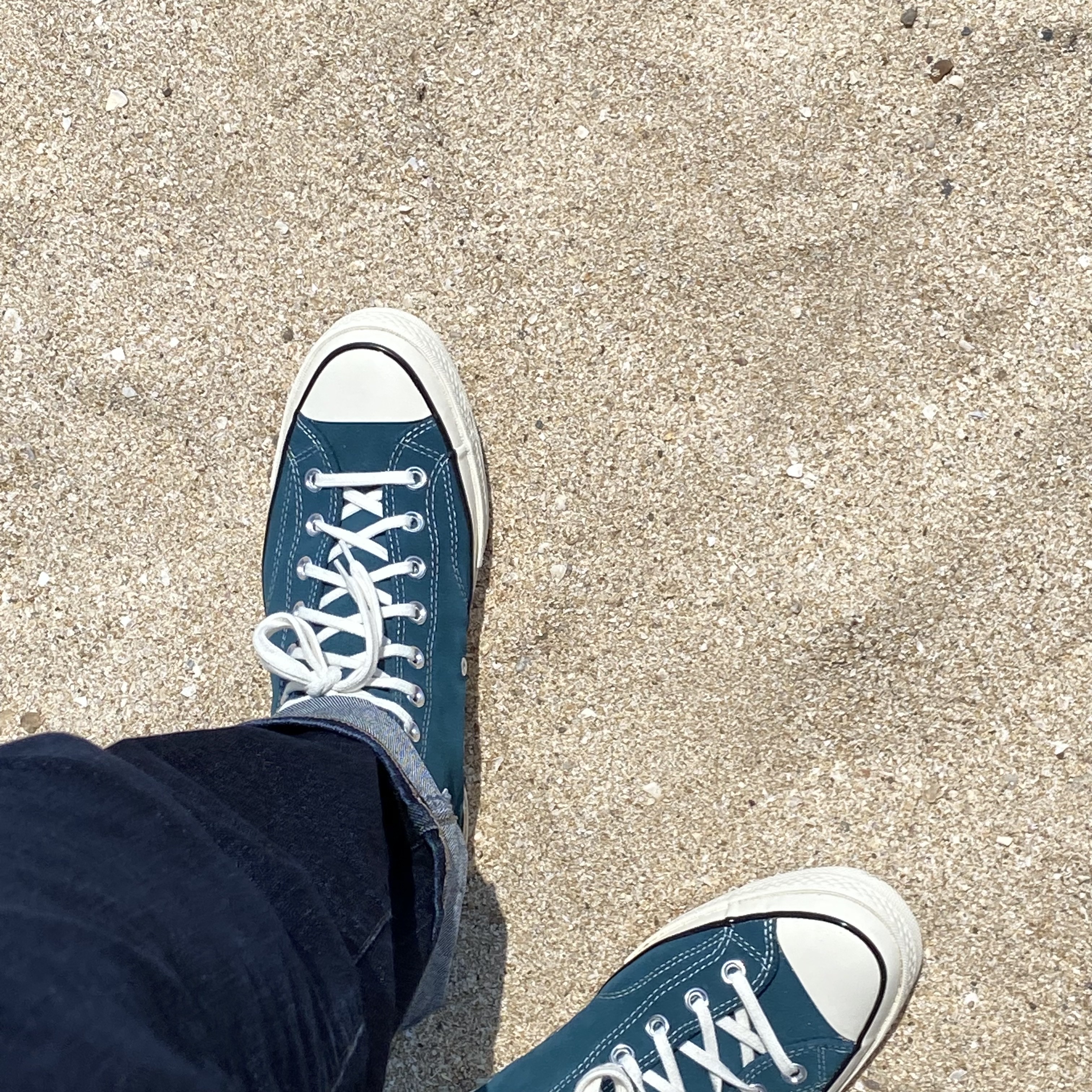 Converse Chuck 70 High Suede Midnight Turquoise 착용 스타일 - 1