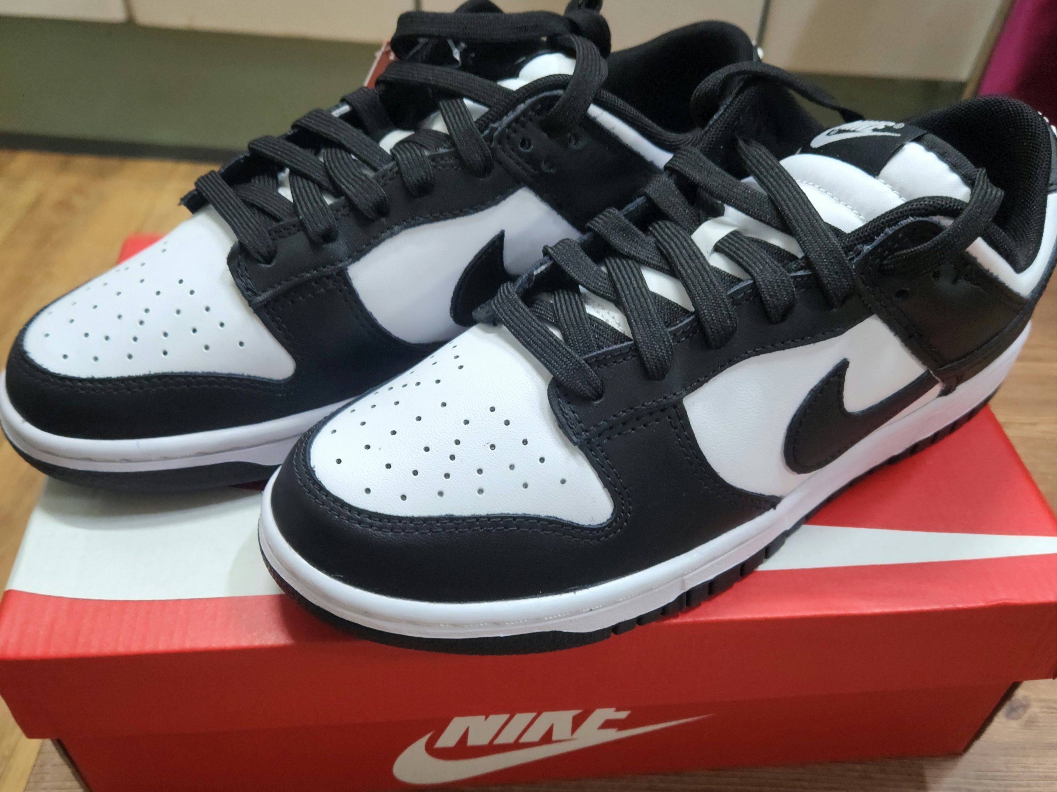 Nike Dunk Low Retro Black 착용 스타일