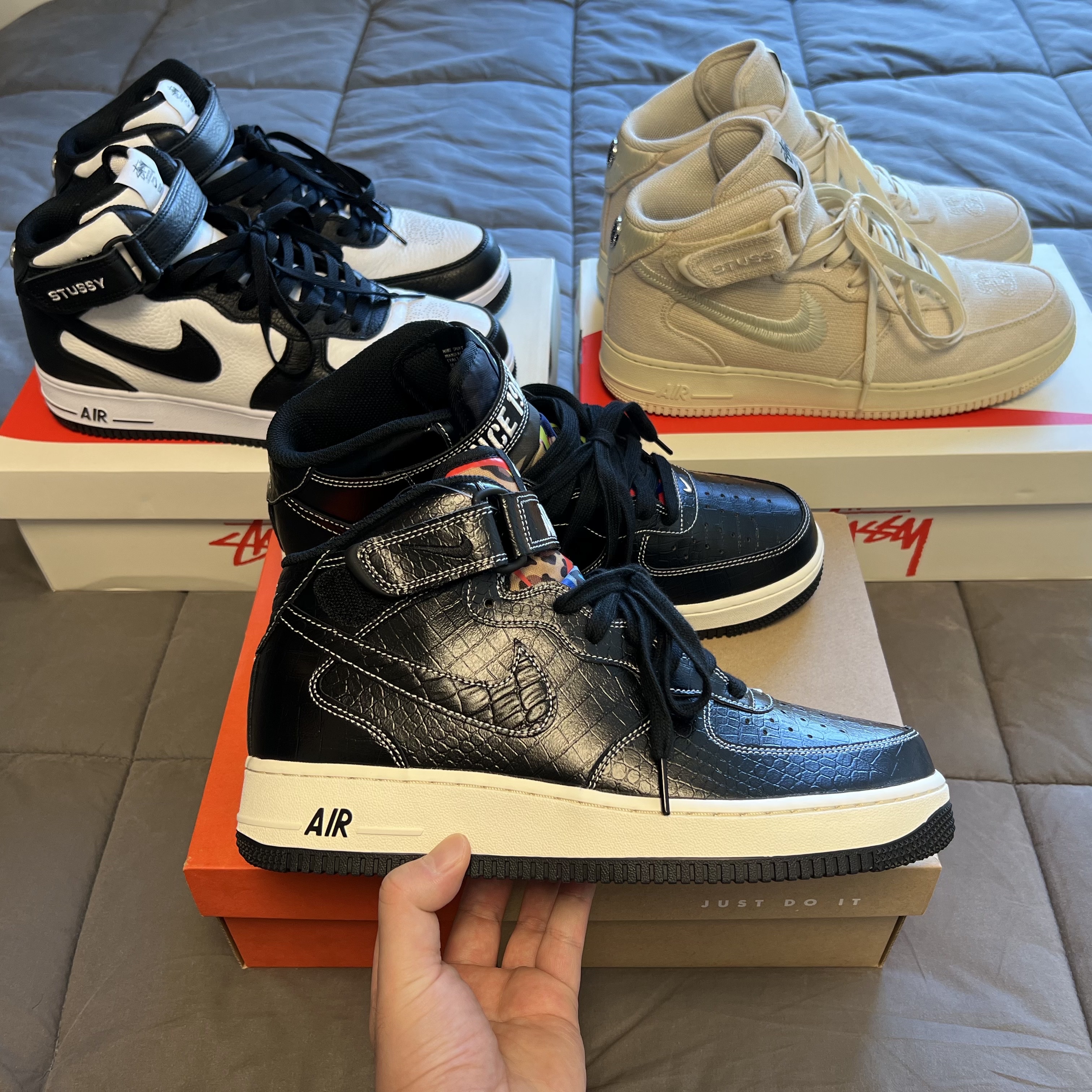 Nike Air Force 1 Mid '07 LX Our Force 1, Nike x Stussy Air Force 1 '07 Mid SP Black and Light Bone 착용 스타일