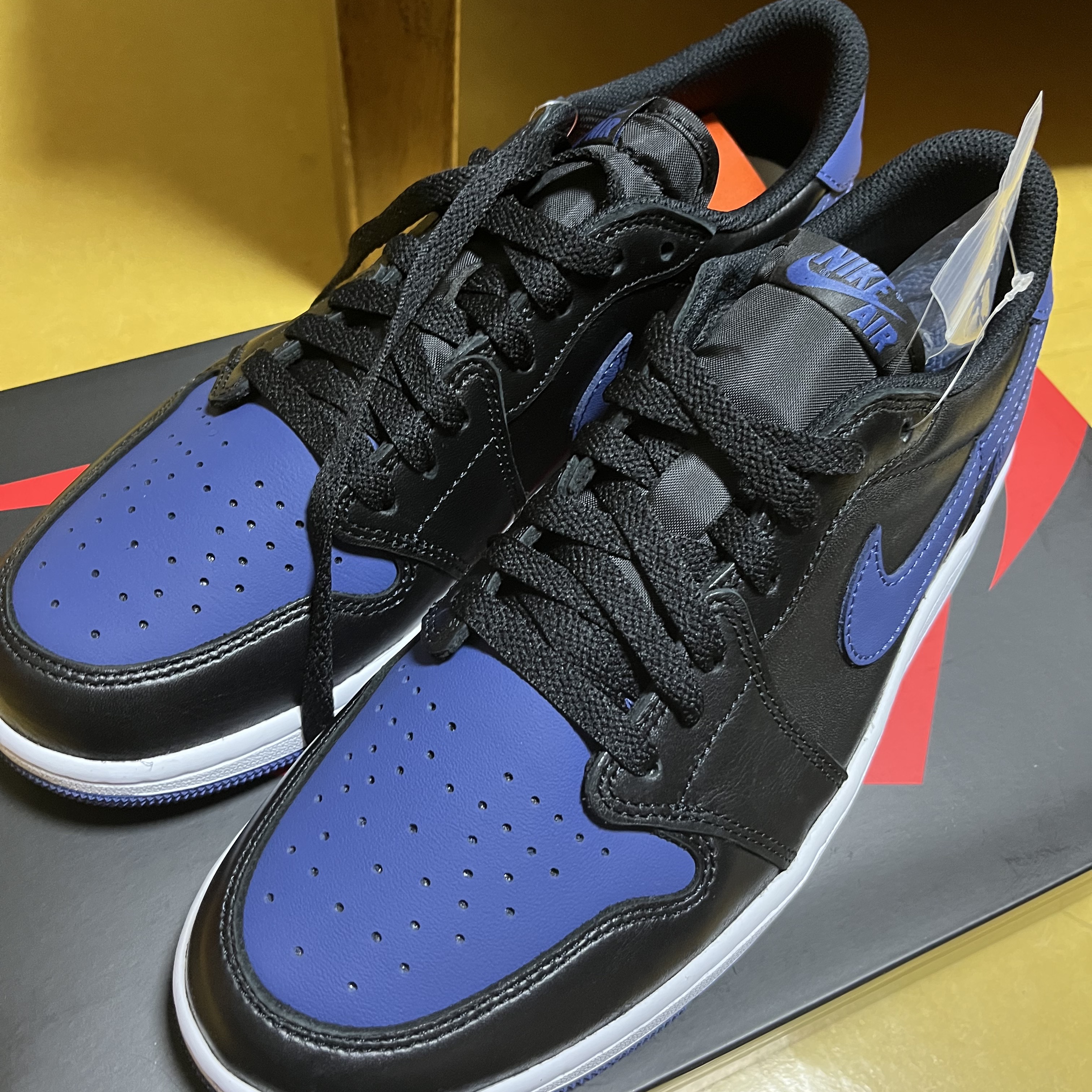 Jordan 1 Retro Low OG Mystic Navy 착용 스타일 - 1