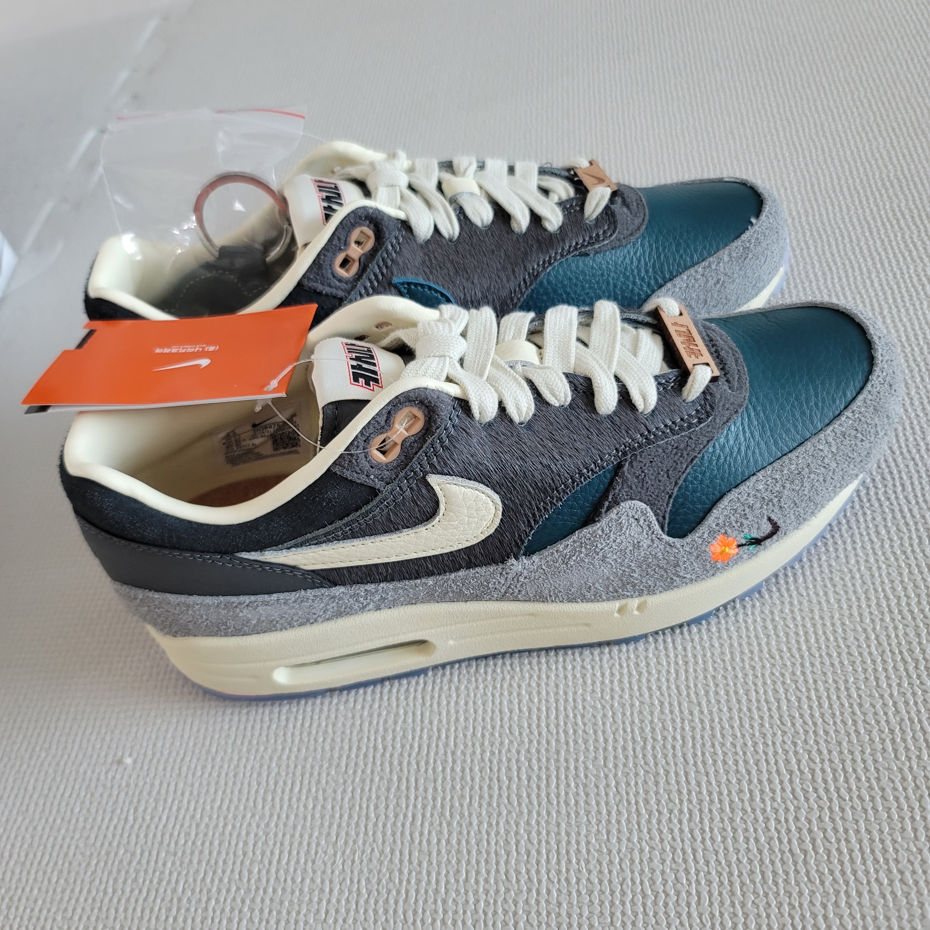 Nike x Kasina Air Max 1 SP Won-Ang Particle Grey 착용 스타일