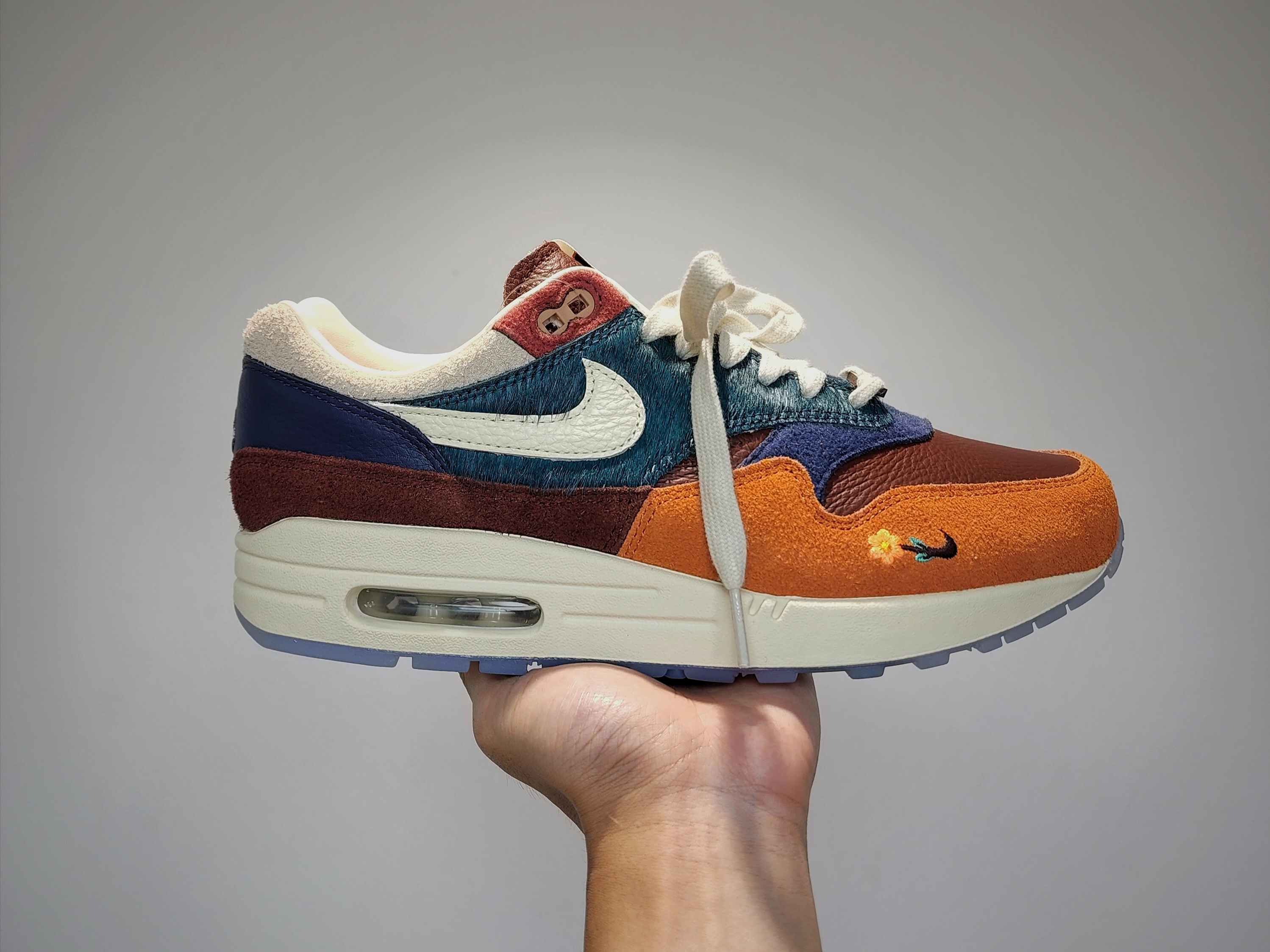 Nike x Kasina Air Max 1 SP Won-Ang Orange 착용 스타일 - 1