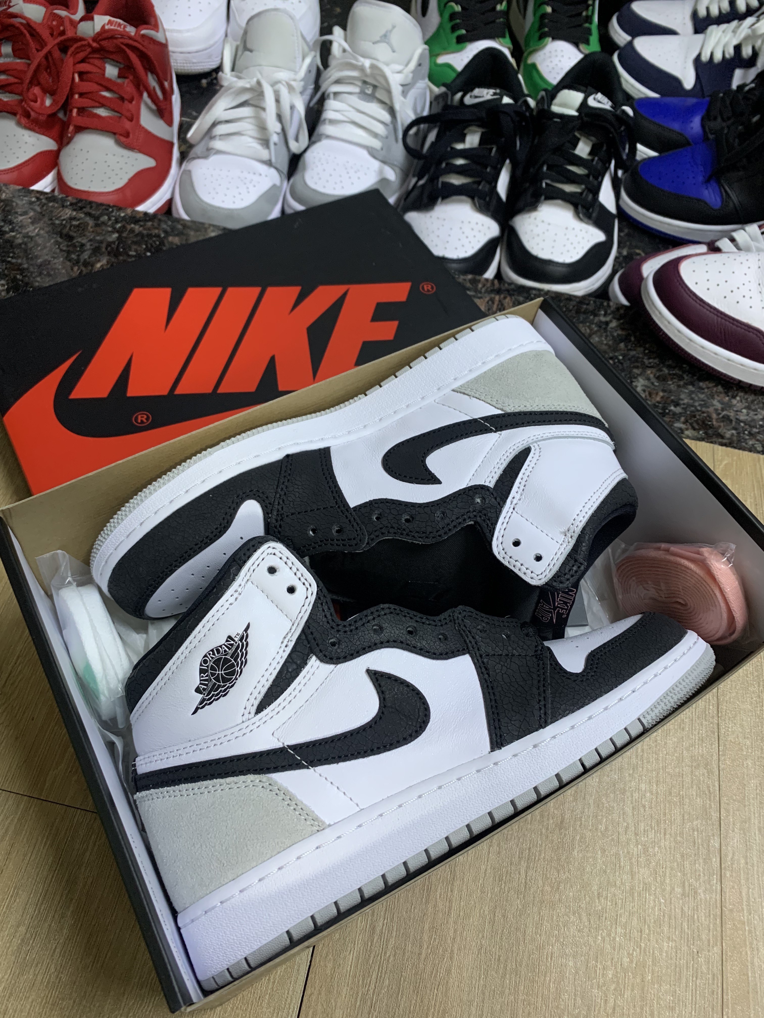 (GS) Jordan 1 Retro High OG Bleached Coral, Jordan 1 Retro High OG Bleached Coral 착용 스타일 - 1
