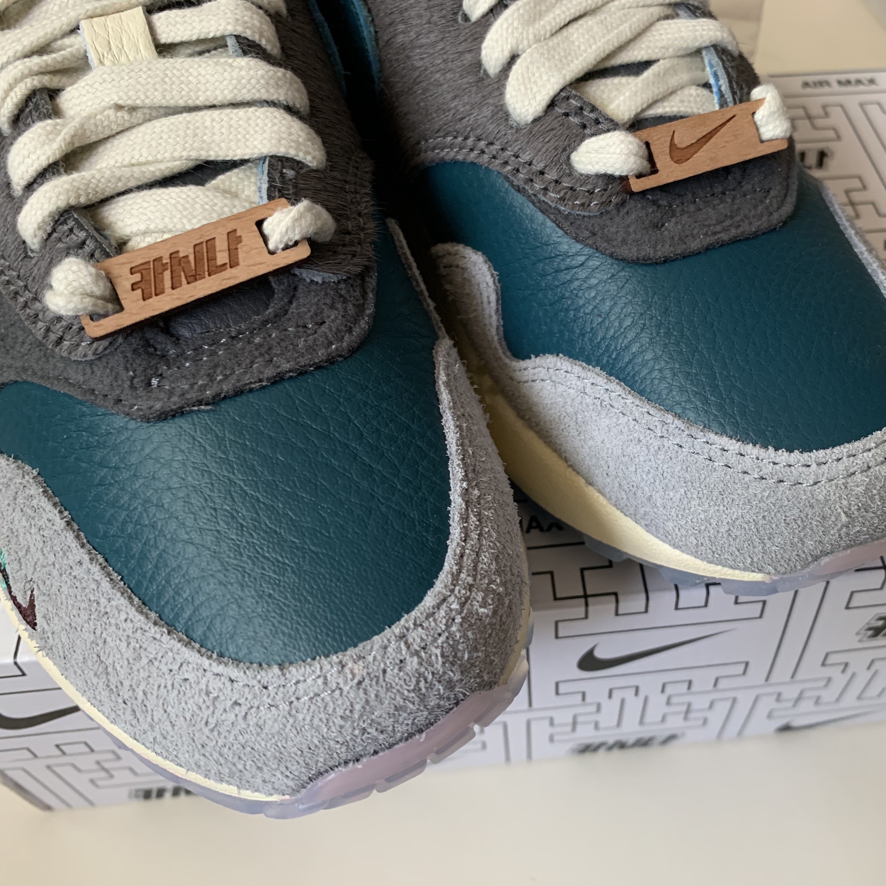 Nike x Kasina Air Max 1 SP Won-Ang Particle Grey 착용 스타일 - 4