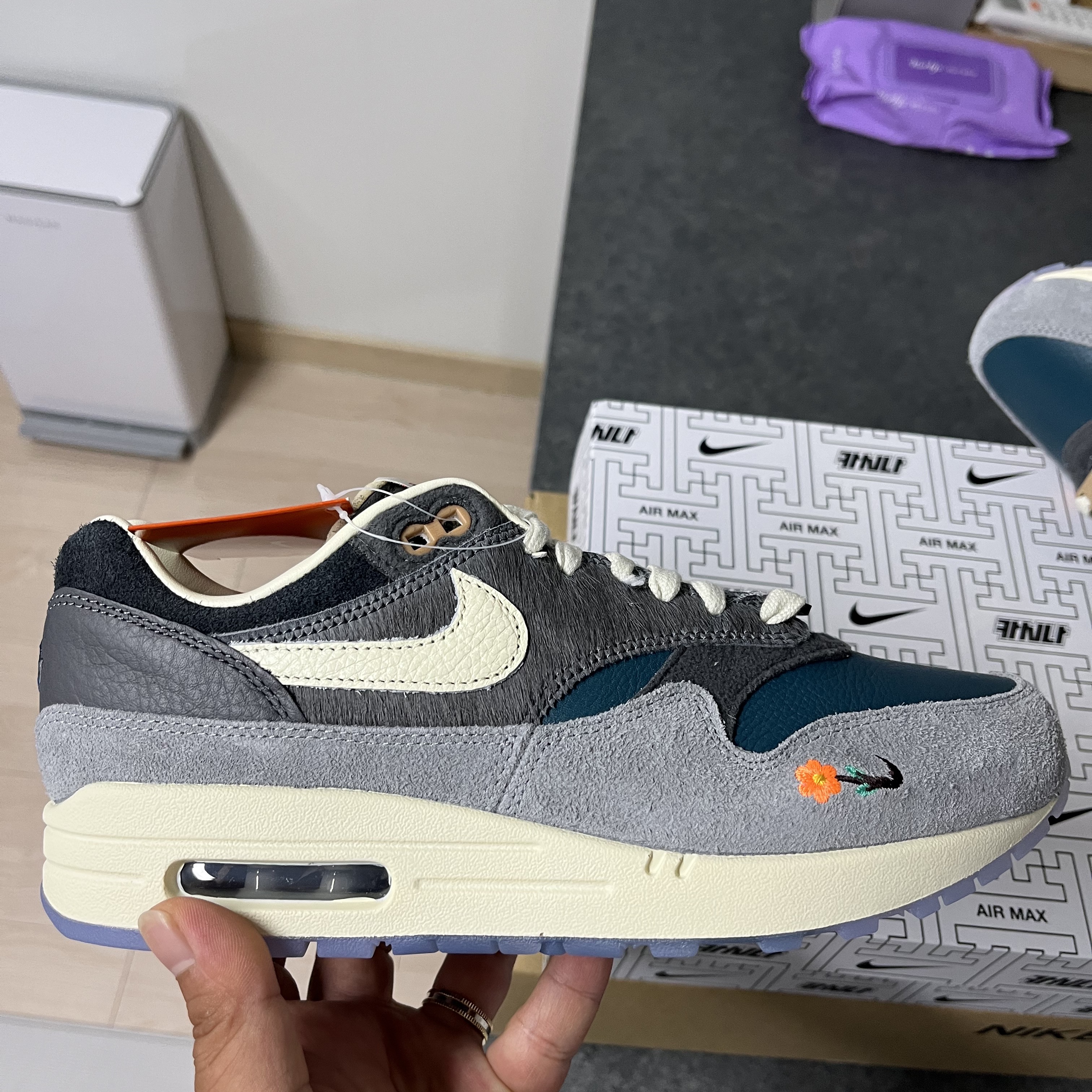 Nike x Kasina Air Max 1 SP Won-Ang Particle Grey 착용 스타일 - 3