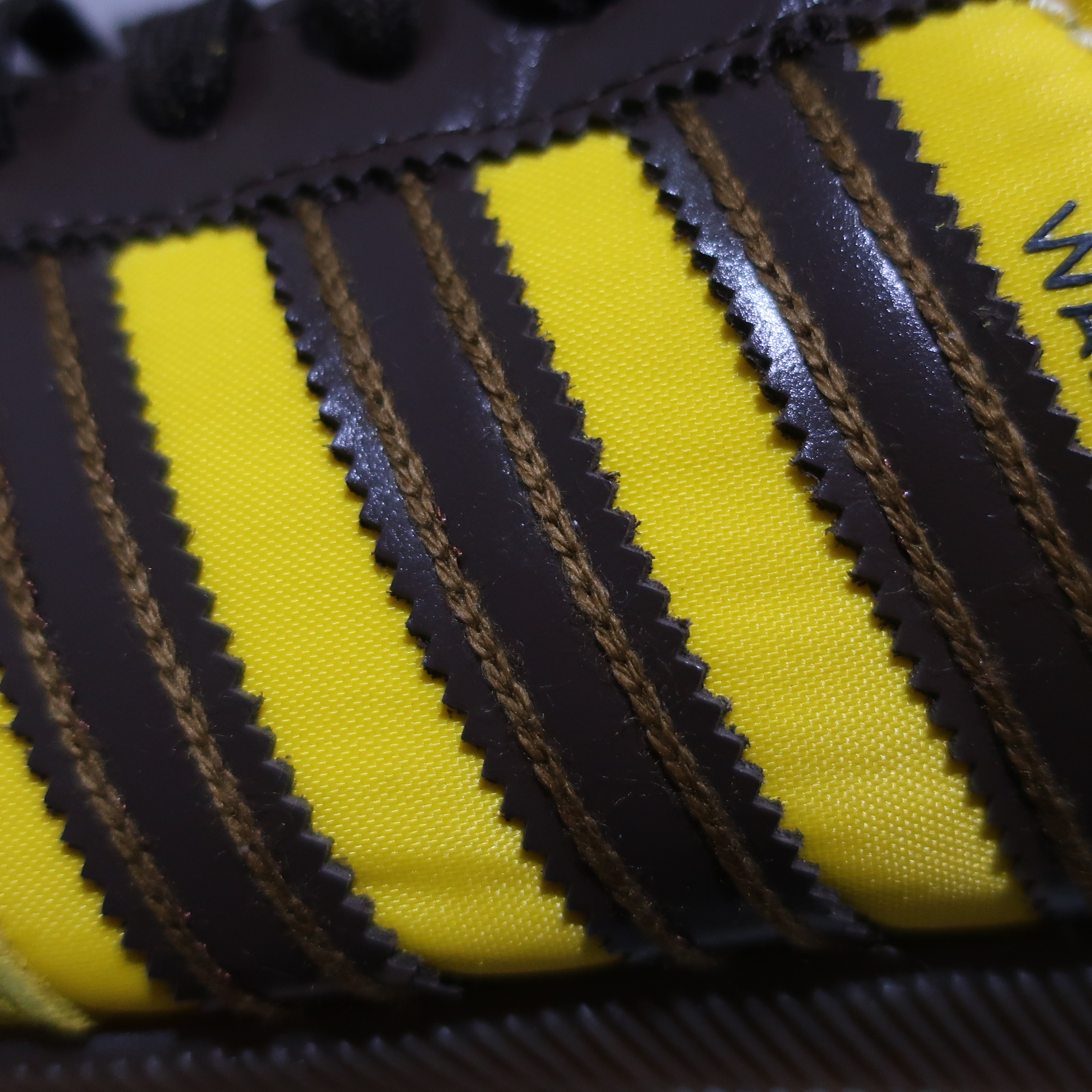 Adidas x Wales Bonner Japan Shoes Hazy Yellow Dark Brown 착용 스타일 - 2