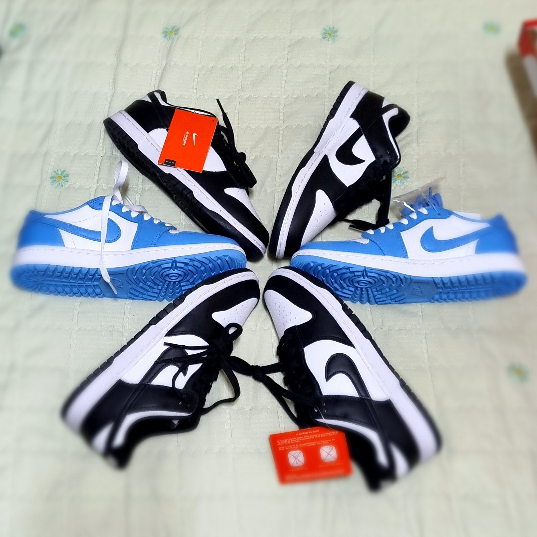 Jordan 1 Low Golf White and University Blue, Nike Dunk Low Retro Black 착용 스타일 - 2