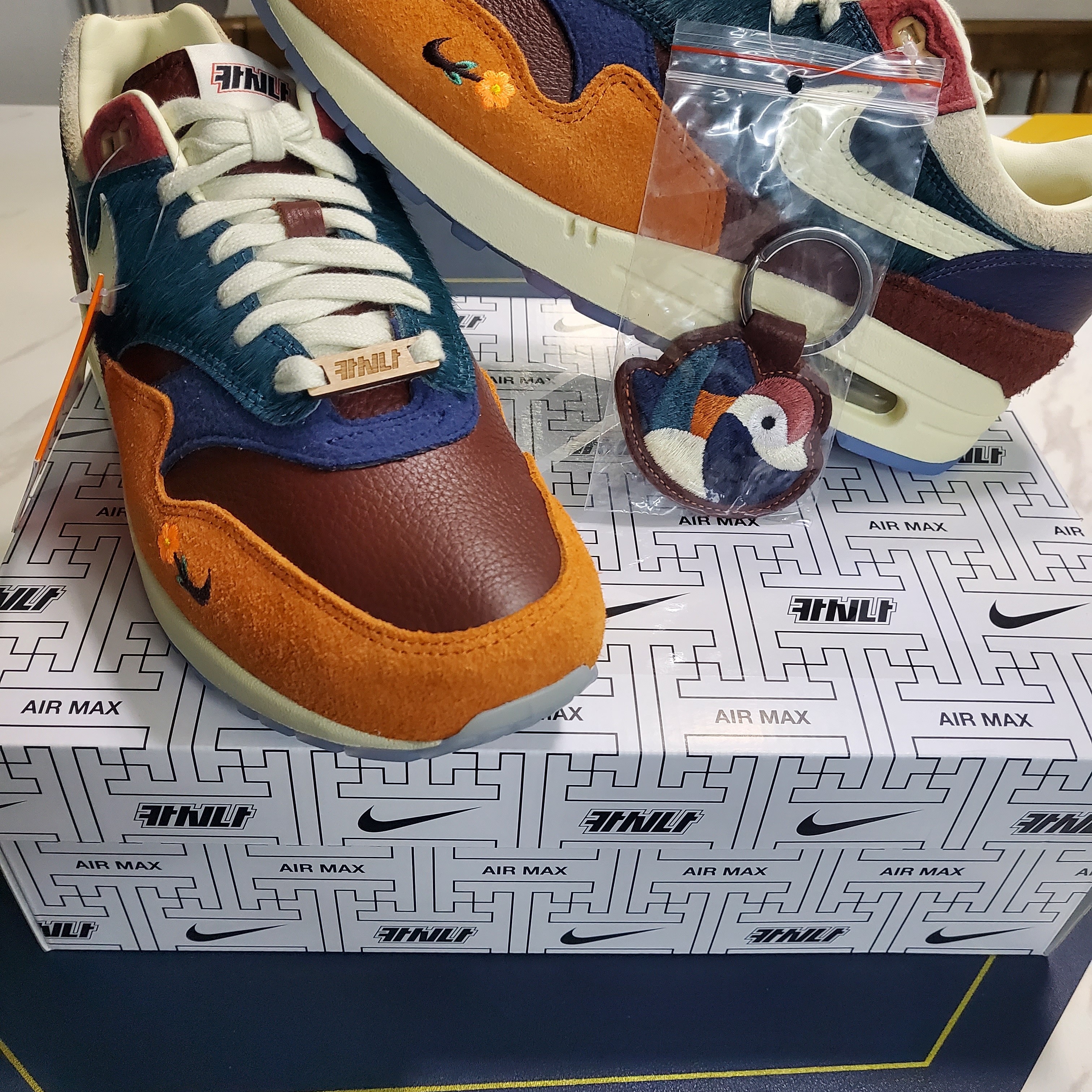 Nike x Kasina Air Max 1 SP Won-Ang Orange 착용 스타일 - 1