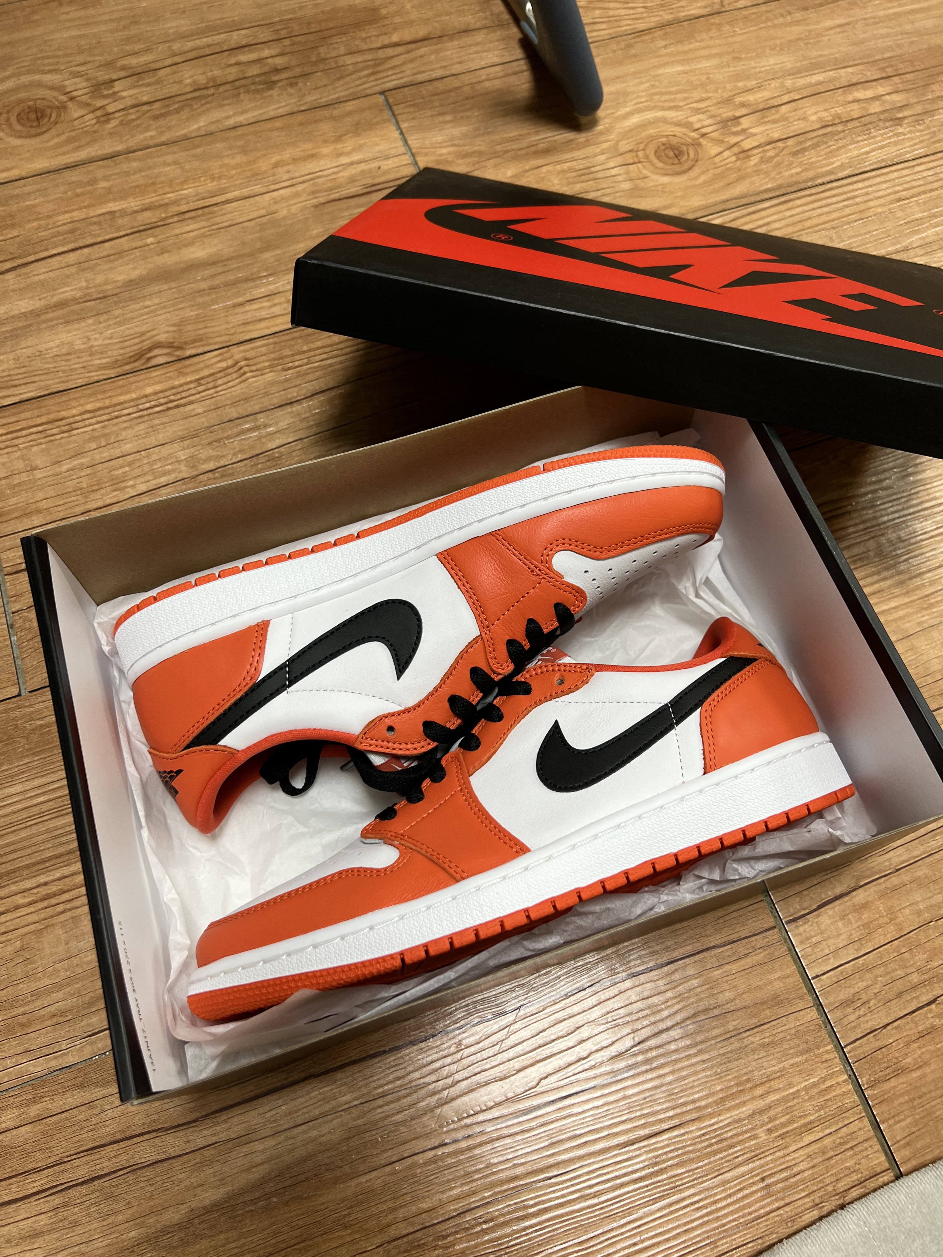 Jordan 1 Low OG Starfish, (W) Jordan 1 Low OG Starfish 착용 스타일 - 4
