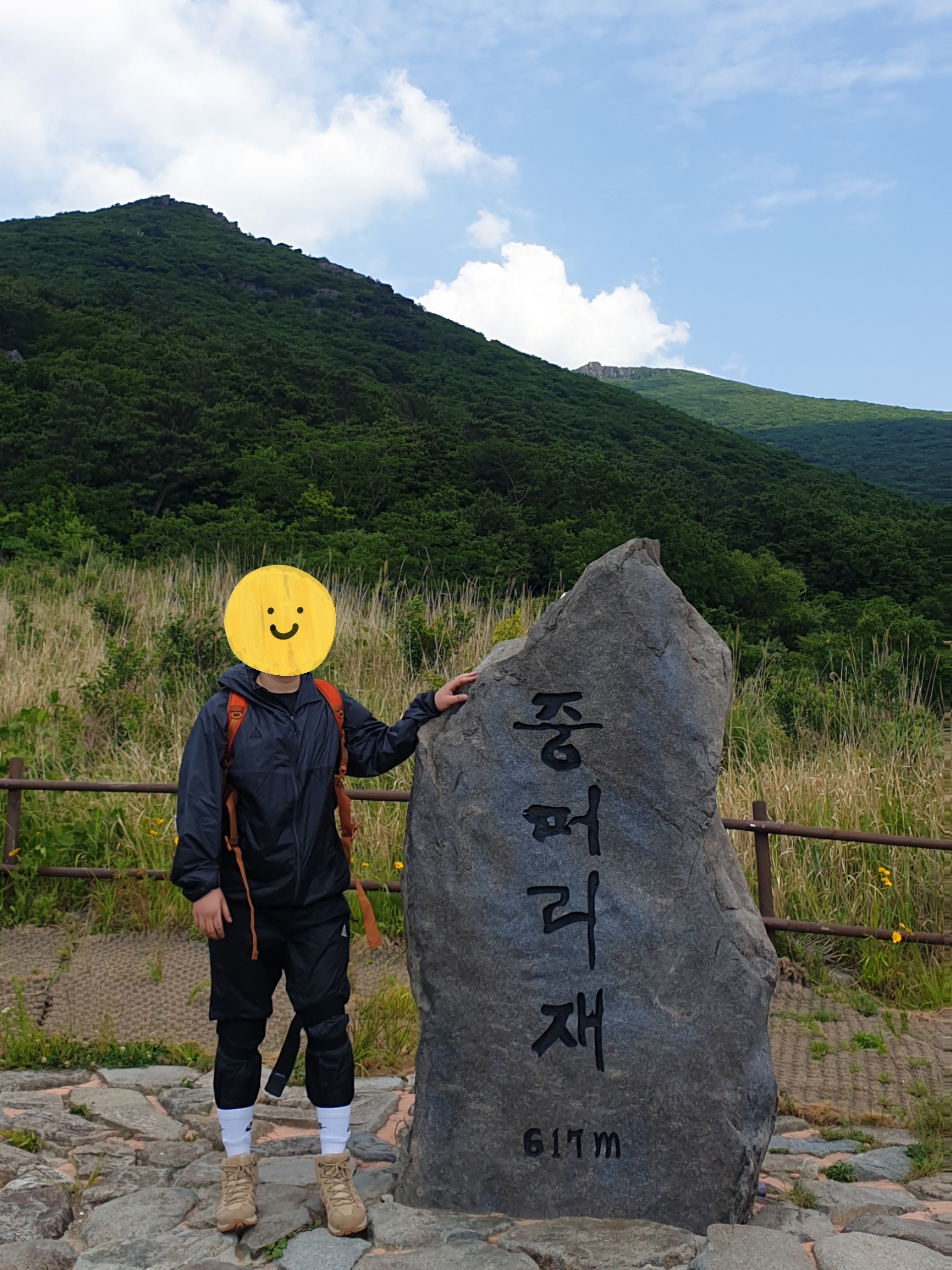 Nike ACG Cinder Cone Windshell Pants Black - Asia, Nike ACG Lightweight Jacket Black - Asia 착용 스타일