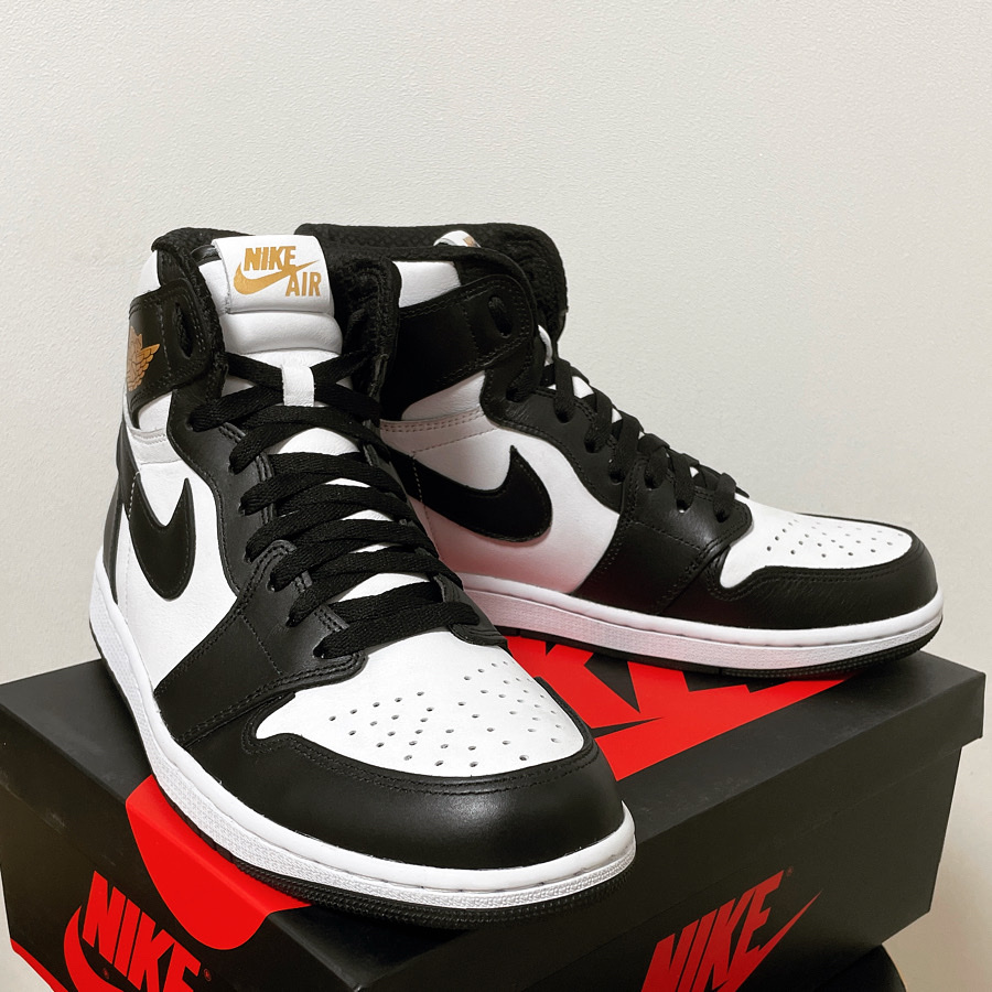 Jordan 1 Mid Black Hyper Royal, Jordan 1 Retro High OG Black White 2014 착용 스타일 - 1