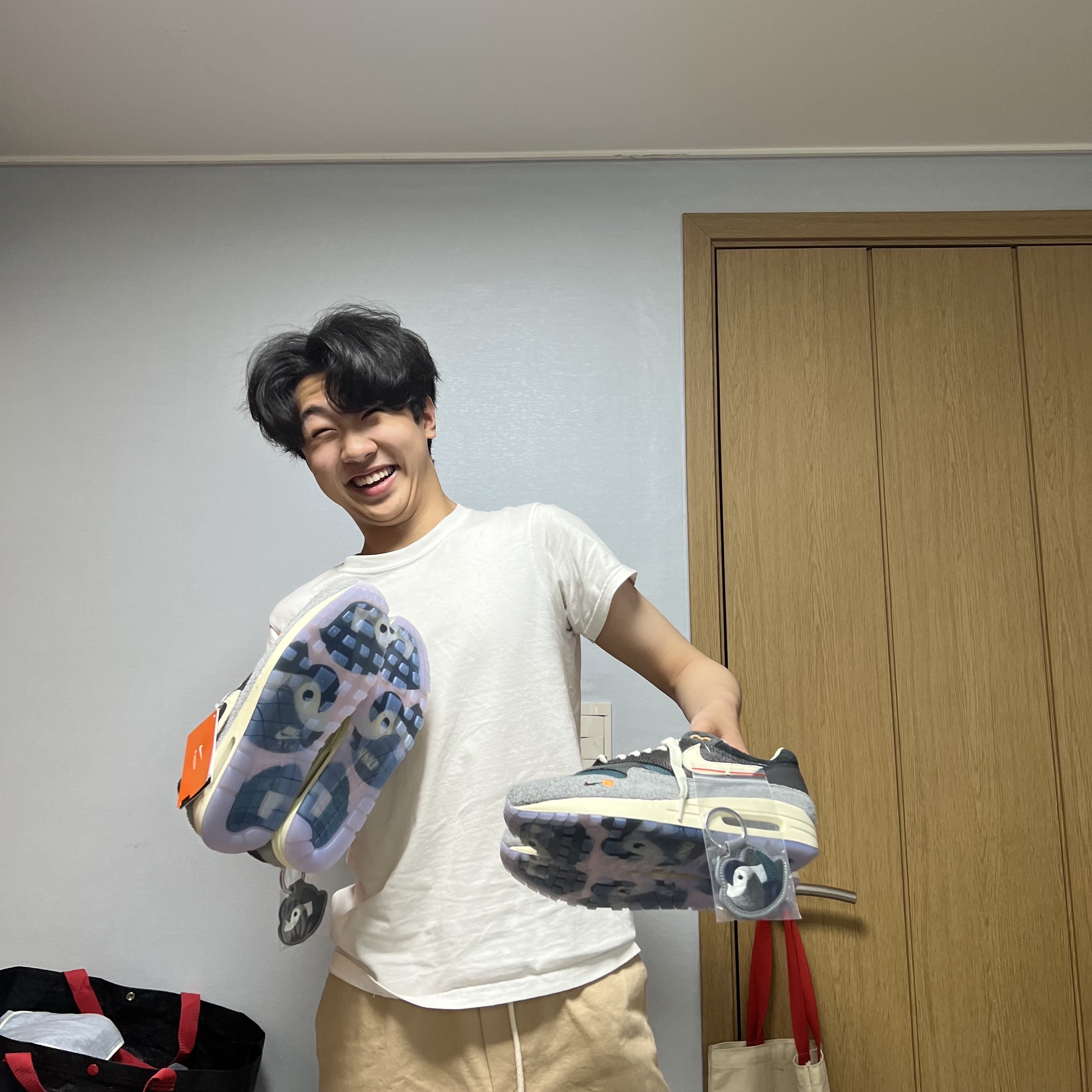 Nike x Kasina Air Max 1 SP Won-Ang Particle Grey 착용 스타일 - 2