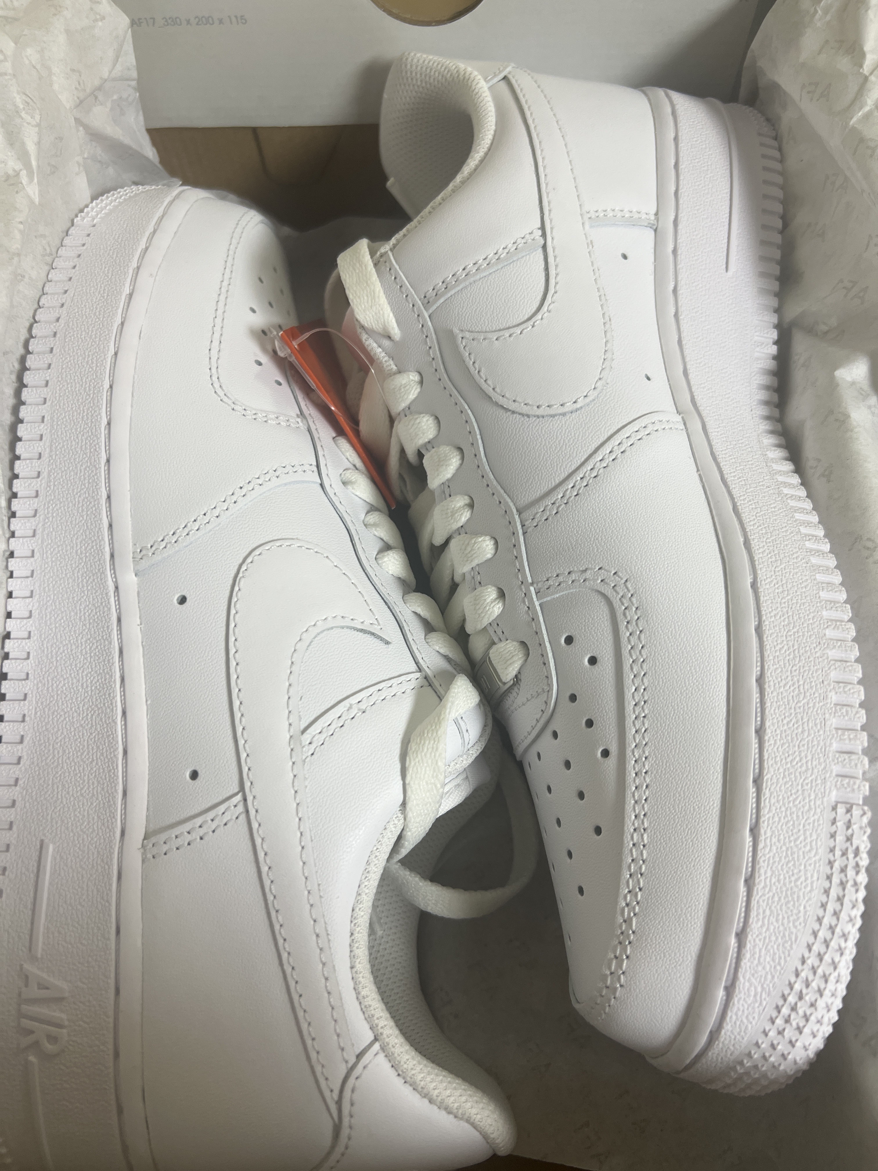 Nike Air Force 1 '07 Low White 착용 스타일