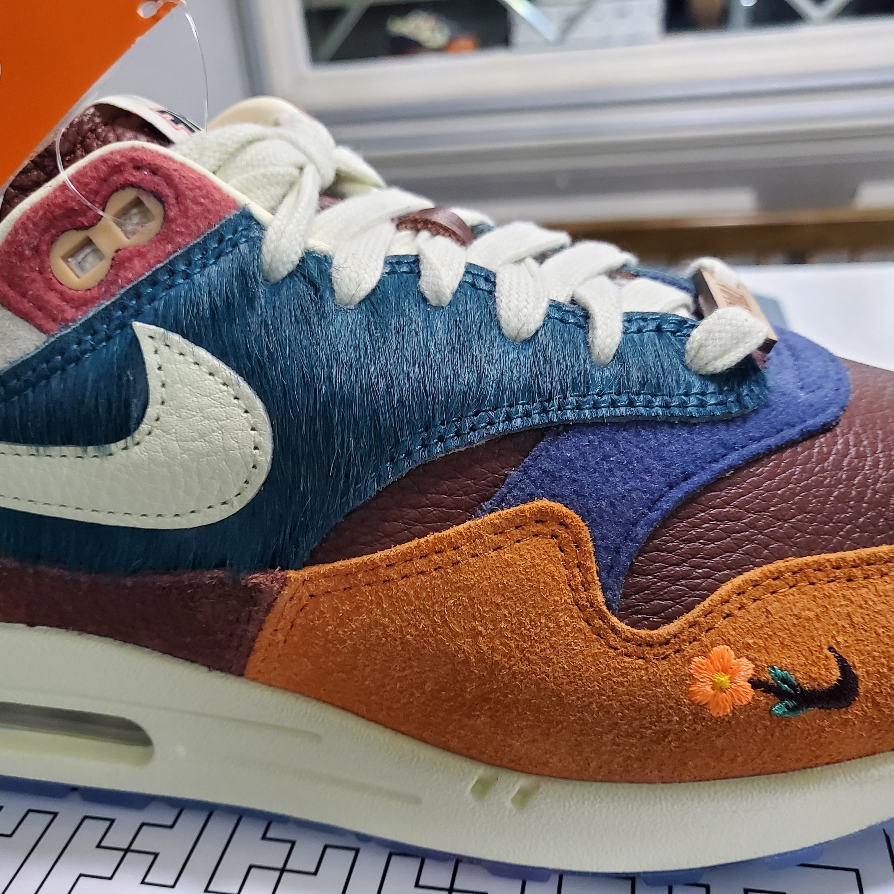 Nike x Kasina Air Max 1 SP Won-Ang Orange 착용 스타일 - 4