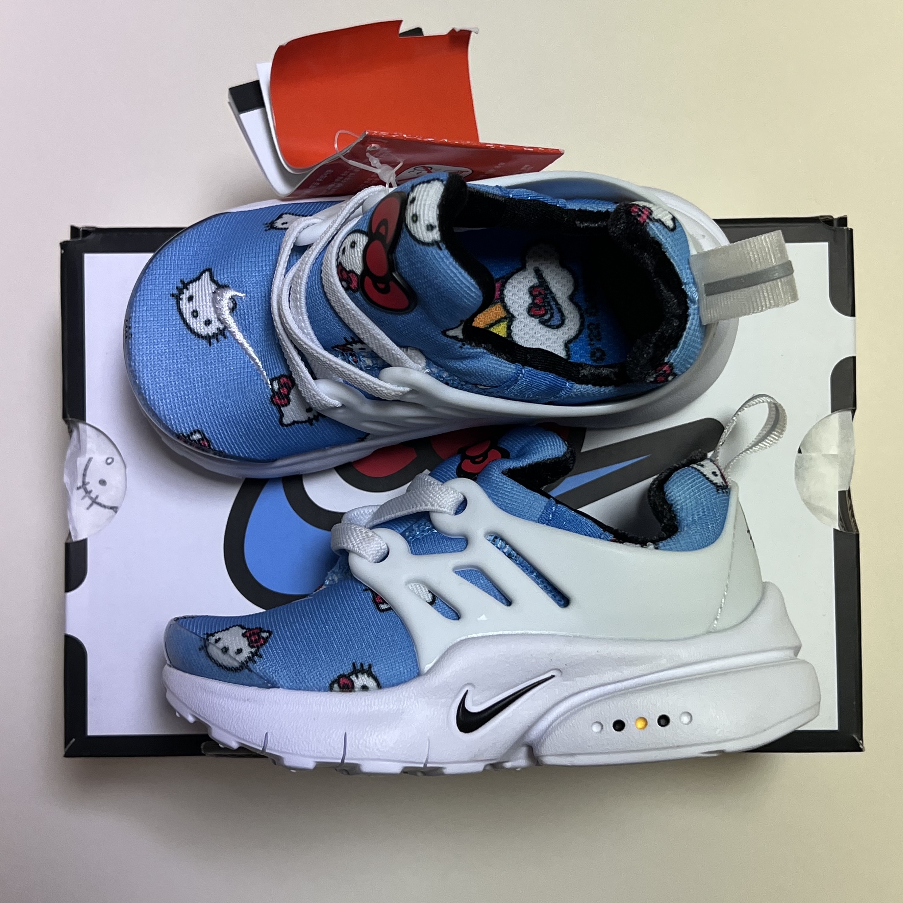 (TD) Nike x Hello Kitty Air Presto University Blue 착용 스타일 - 2