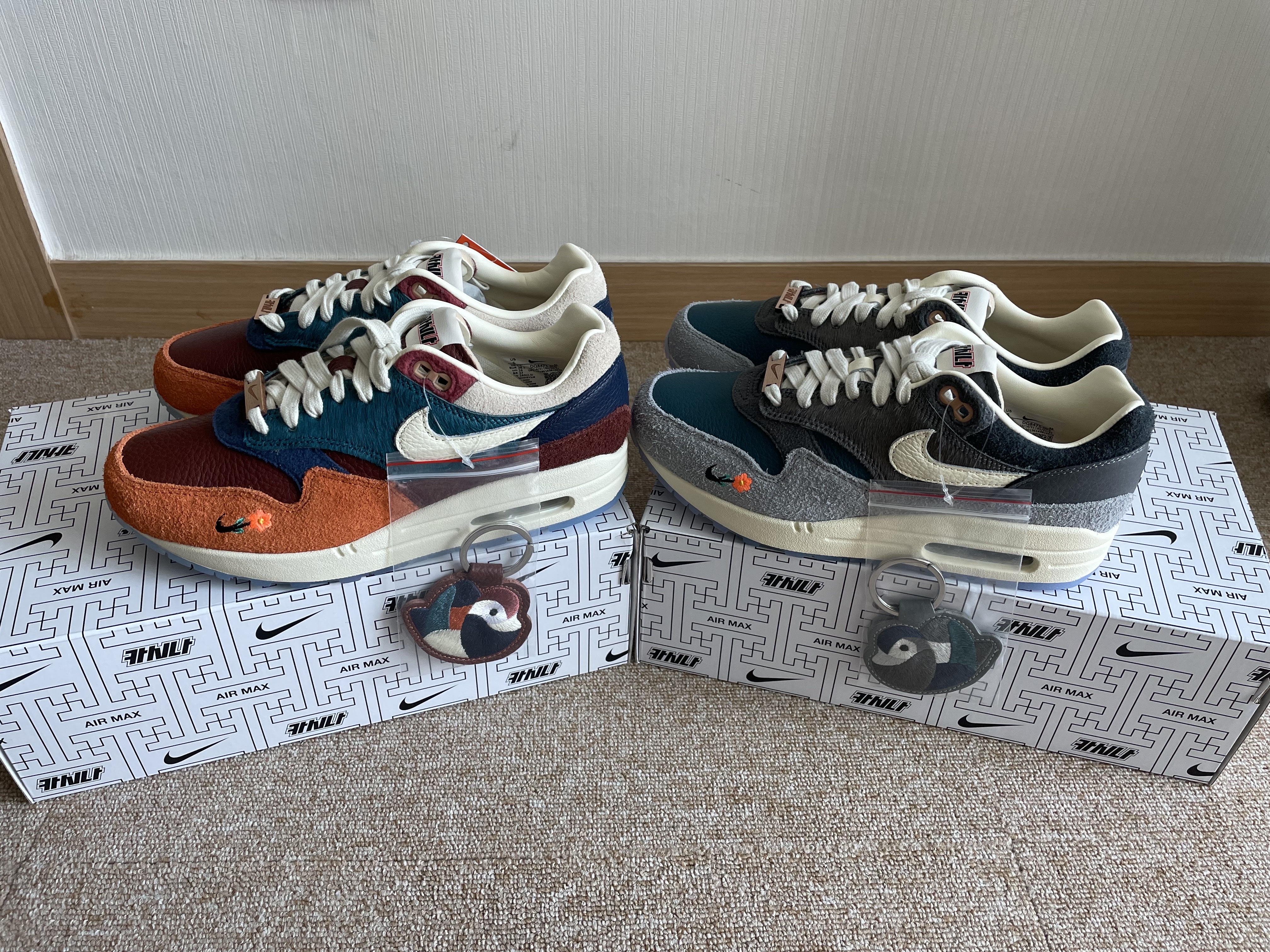 Nike x Kasina Air Max 1 SP Won-Ang Orange, Nike x Kasina Air Max 1 SP Won-Ang Particle Grey 착용 스타일 - 4