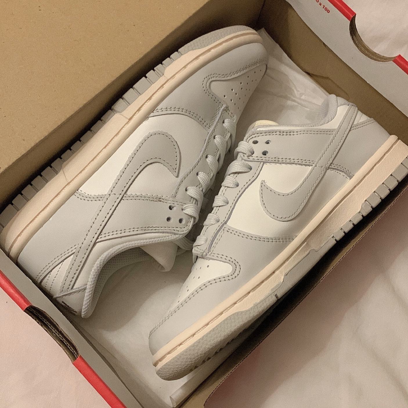 (W) Nike Dunk Low Light Bone 착용 스타일 - 1