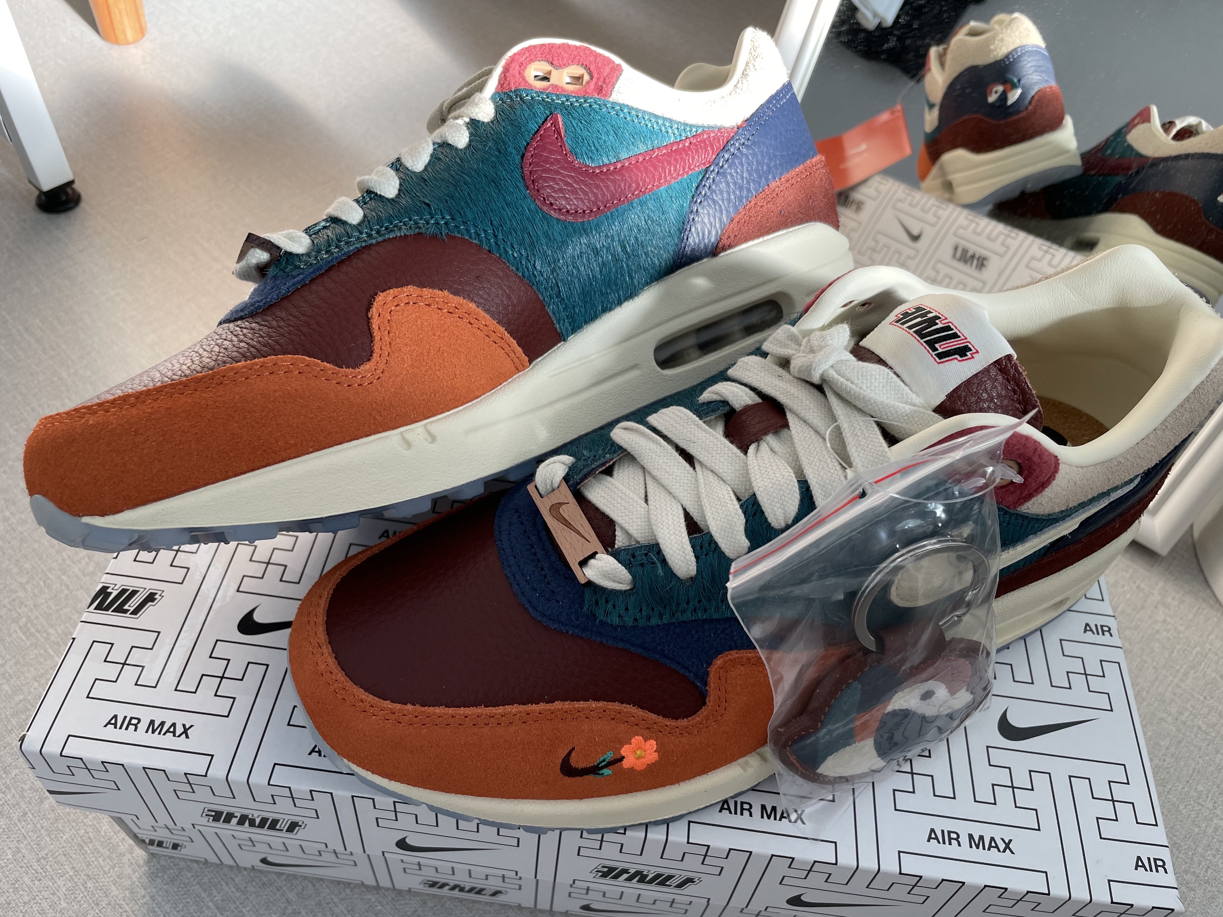 Nike x Kasina Air Max 1 SP Won-Ang Orange 착용 스타일
