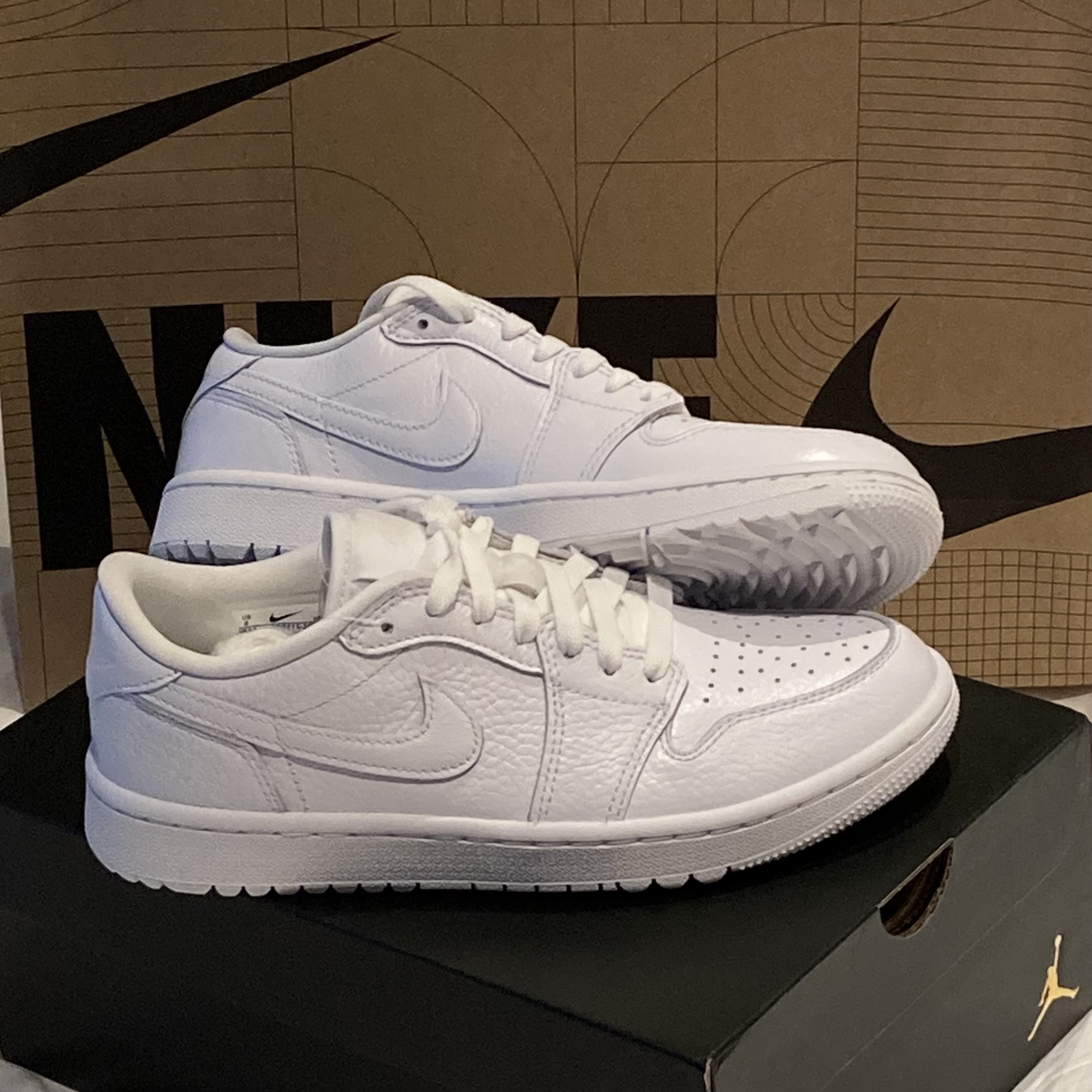 Jordan 1 Low Golf Triple White 착용 스타일