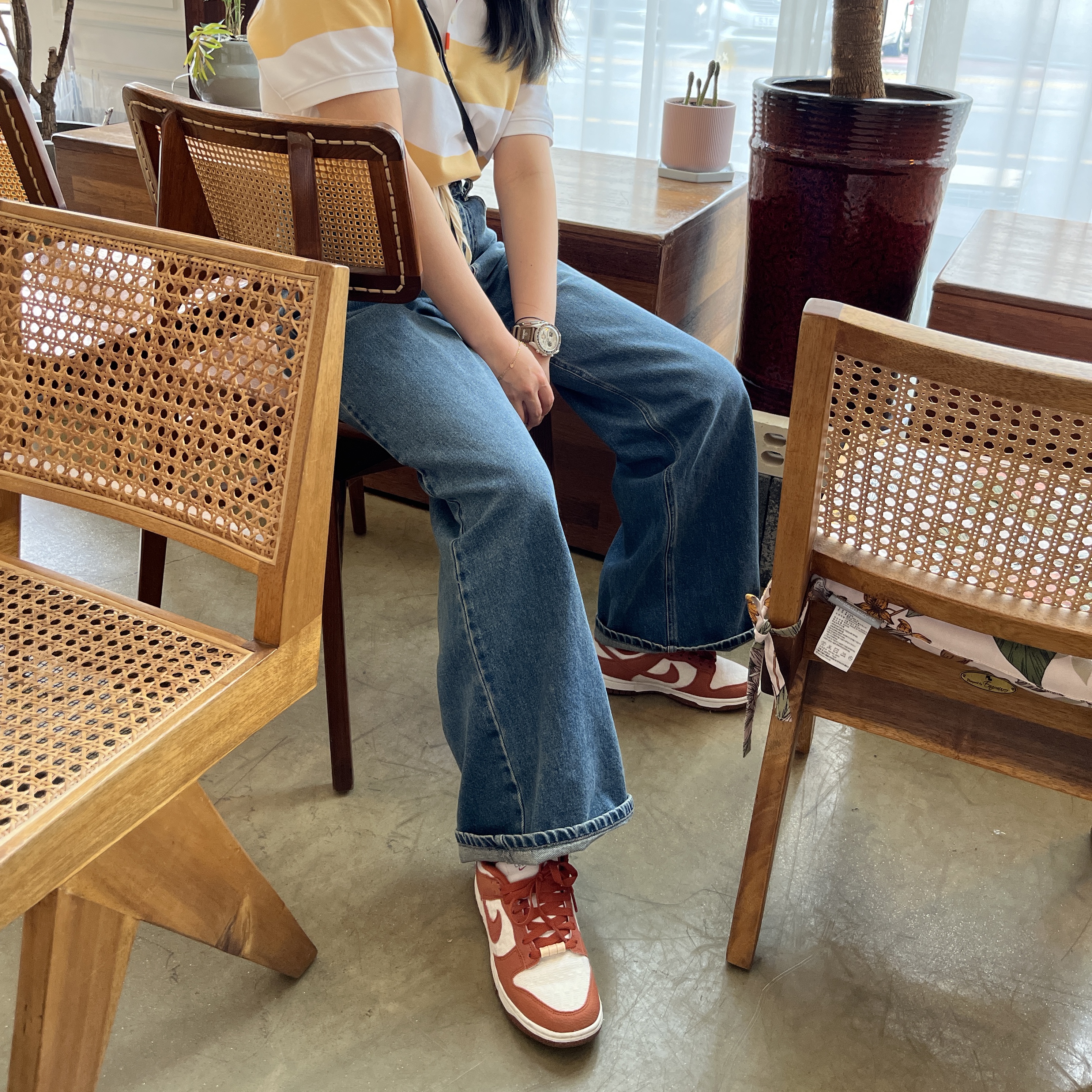 (W) Nike Dunk Low SE Sun Club Burnt Sunrise 착용 스타일