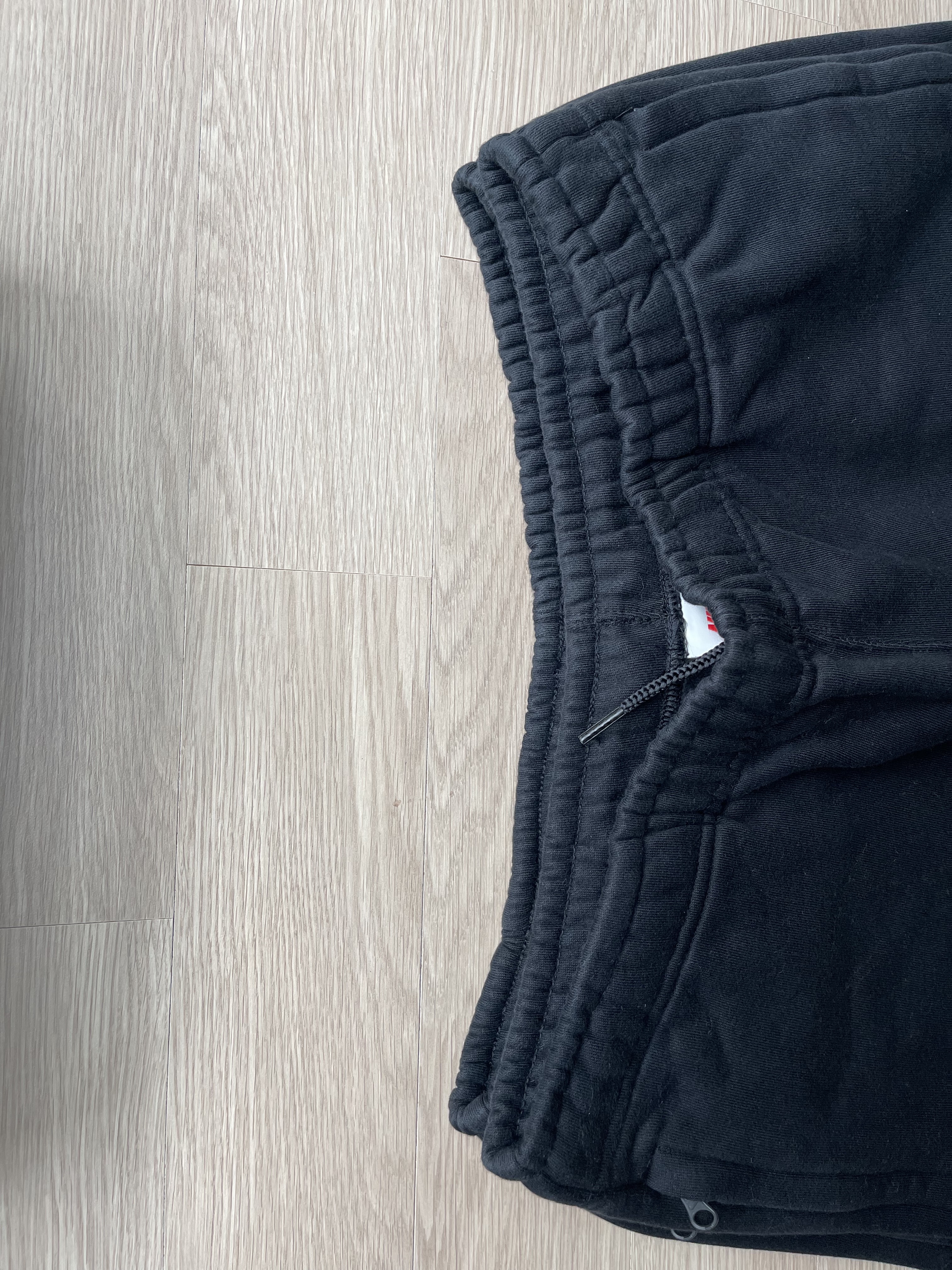 Nike x Stussy NRG RA Washed Fleece Pants Black (DN4030-010) 착용 스타일 - 4