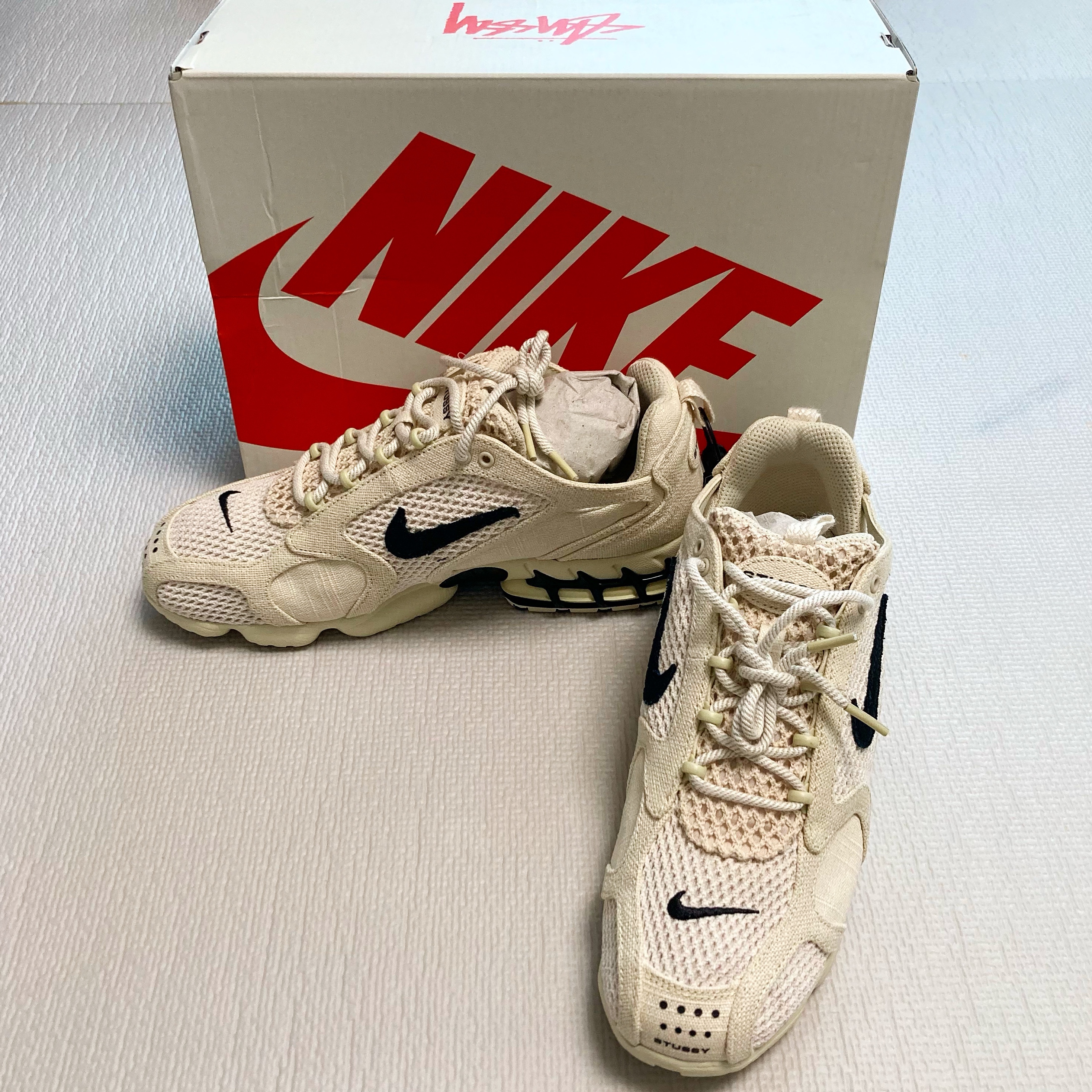 Nike x Stussy Air Zoom Spiridon Cage 2 Fossil 착용 스타일