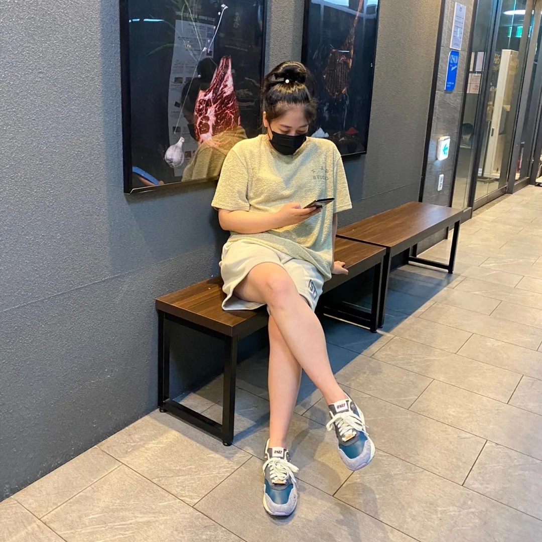 IAB Studio Towel T-Shirt Light Green, (Kids) Essentials 1977 Shorts Wheat - 22SS 착용 스타일