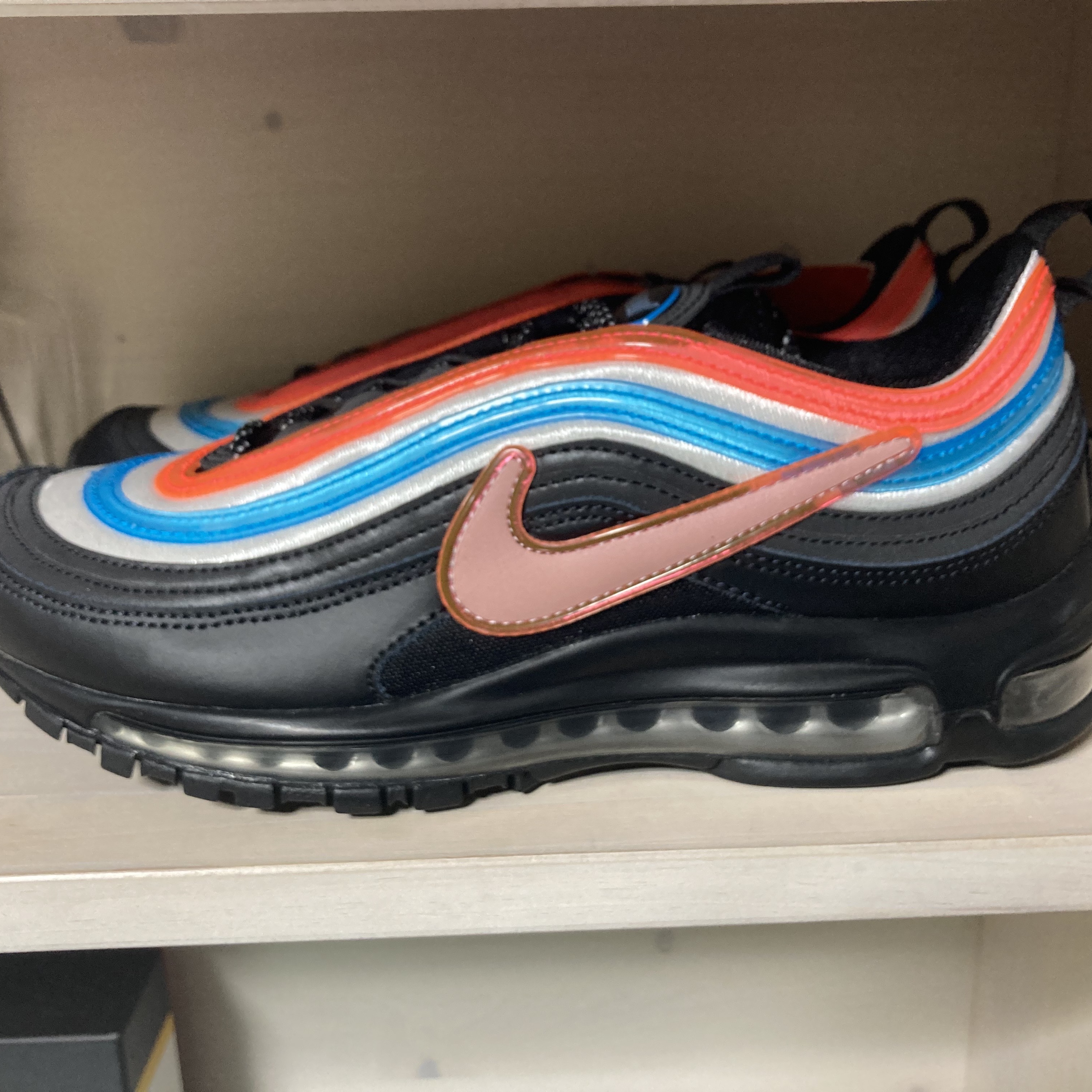 Nike Air Max 97 Neon Seoul 착용 스타일