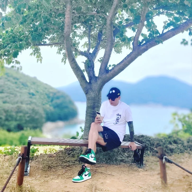 Nike x Stussy NRG RA T-Shirt Summit White (DM4942-121), IAB Studio Woven Shorts Black 착용 스타일 - 2
