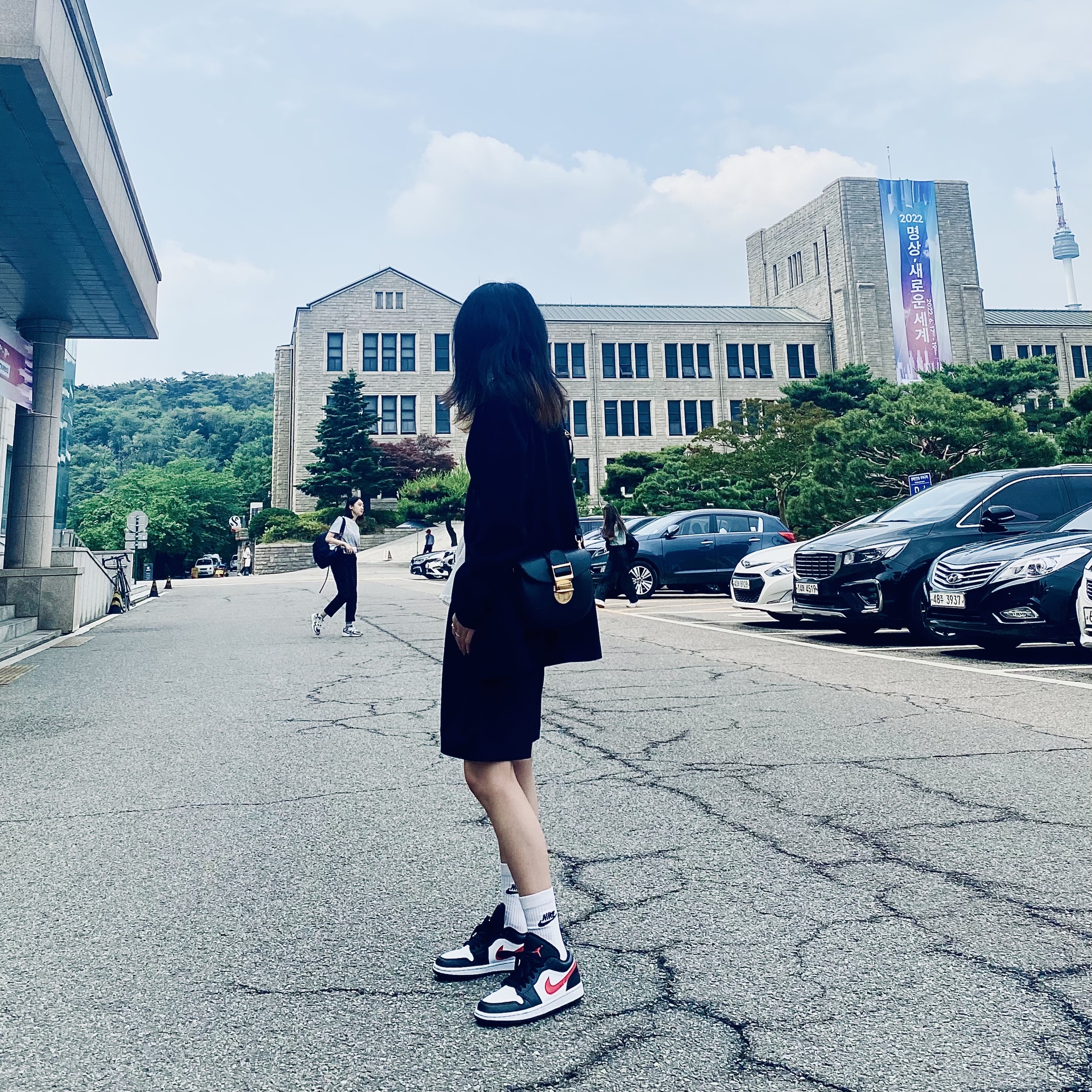 (W) Jordan 1 Low Black Siren Red 착용 스타일