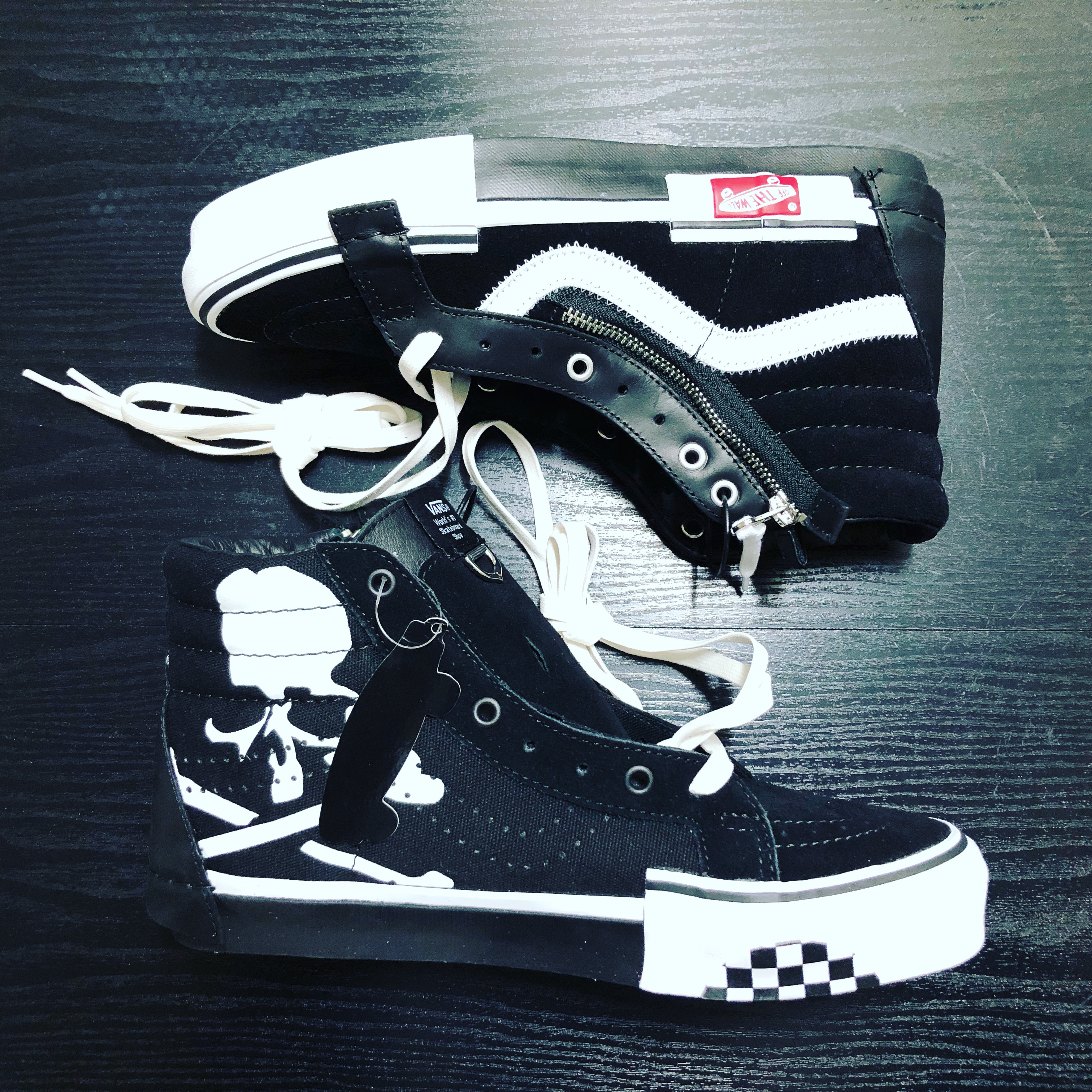 Vans Vault x Mastermind x END. Sk8-Hi Cap LX Black 착용 스타일