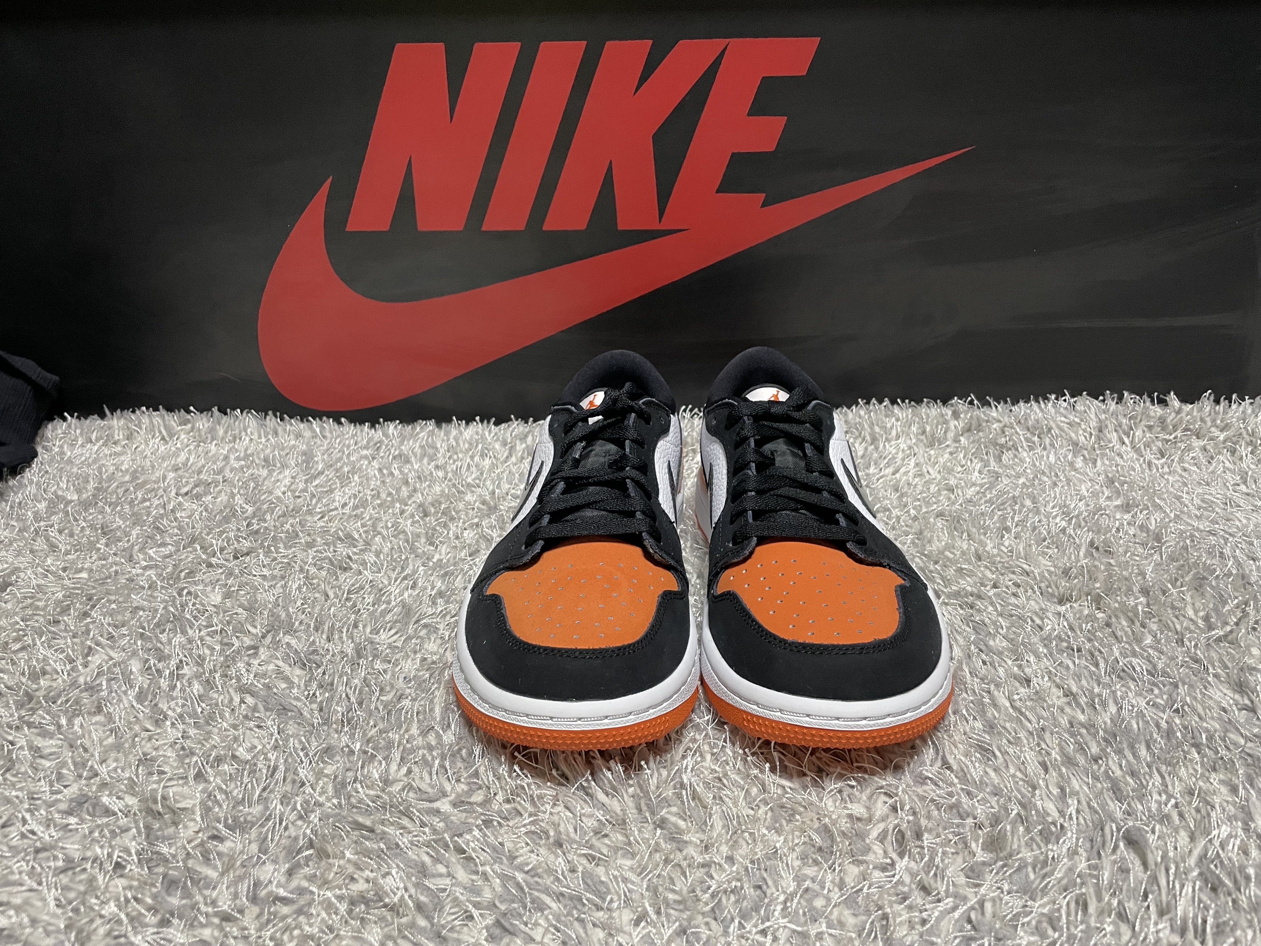 Jordan 1 Low Golf Starfish 착용 스타일 - 2