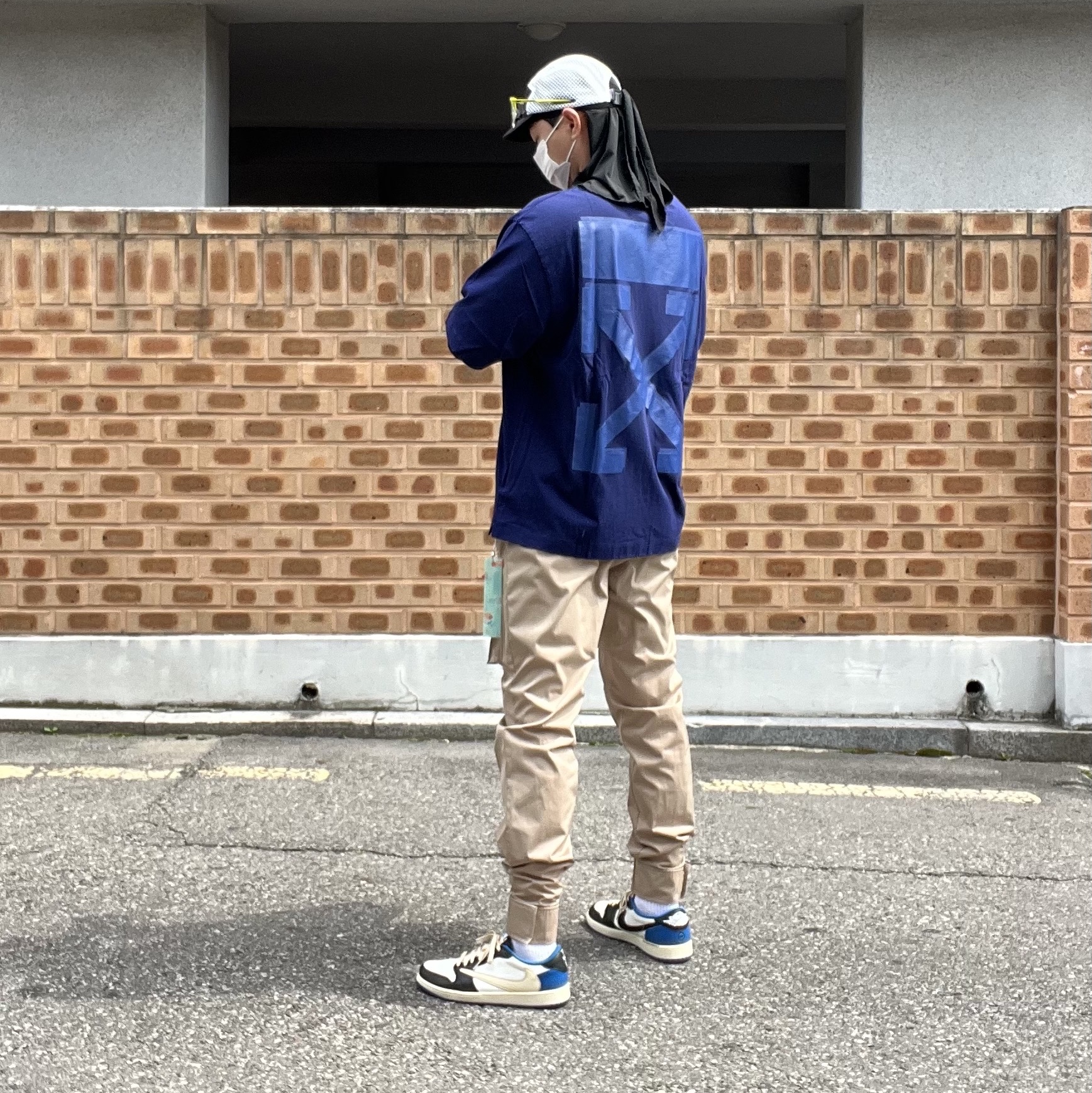 Jordan 1 x Travis Scott x Fragment Retro Low OG SP Military Blue 착용 스타일