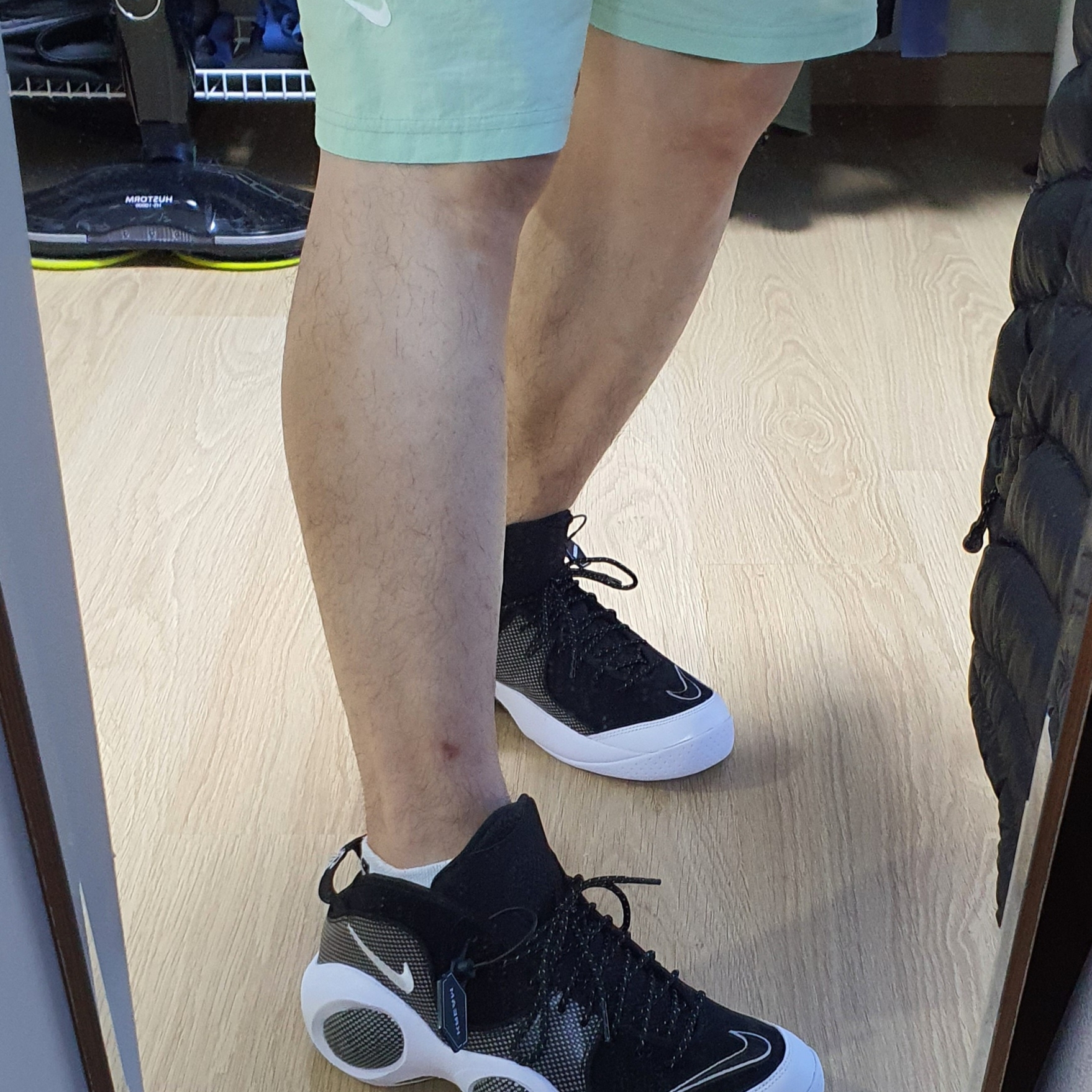 Nike Air Zoom Flight 95 Black Metallic 2022 착용 스타일 - 4