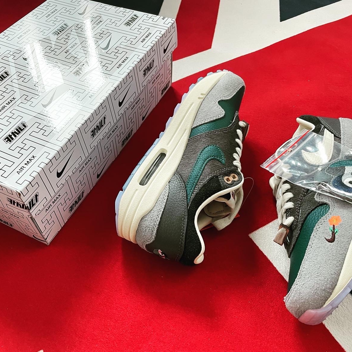 Nike x Kasina Air Max 1 SP Won-Ang Particle Grey 착용 스타일 - 2