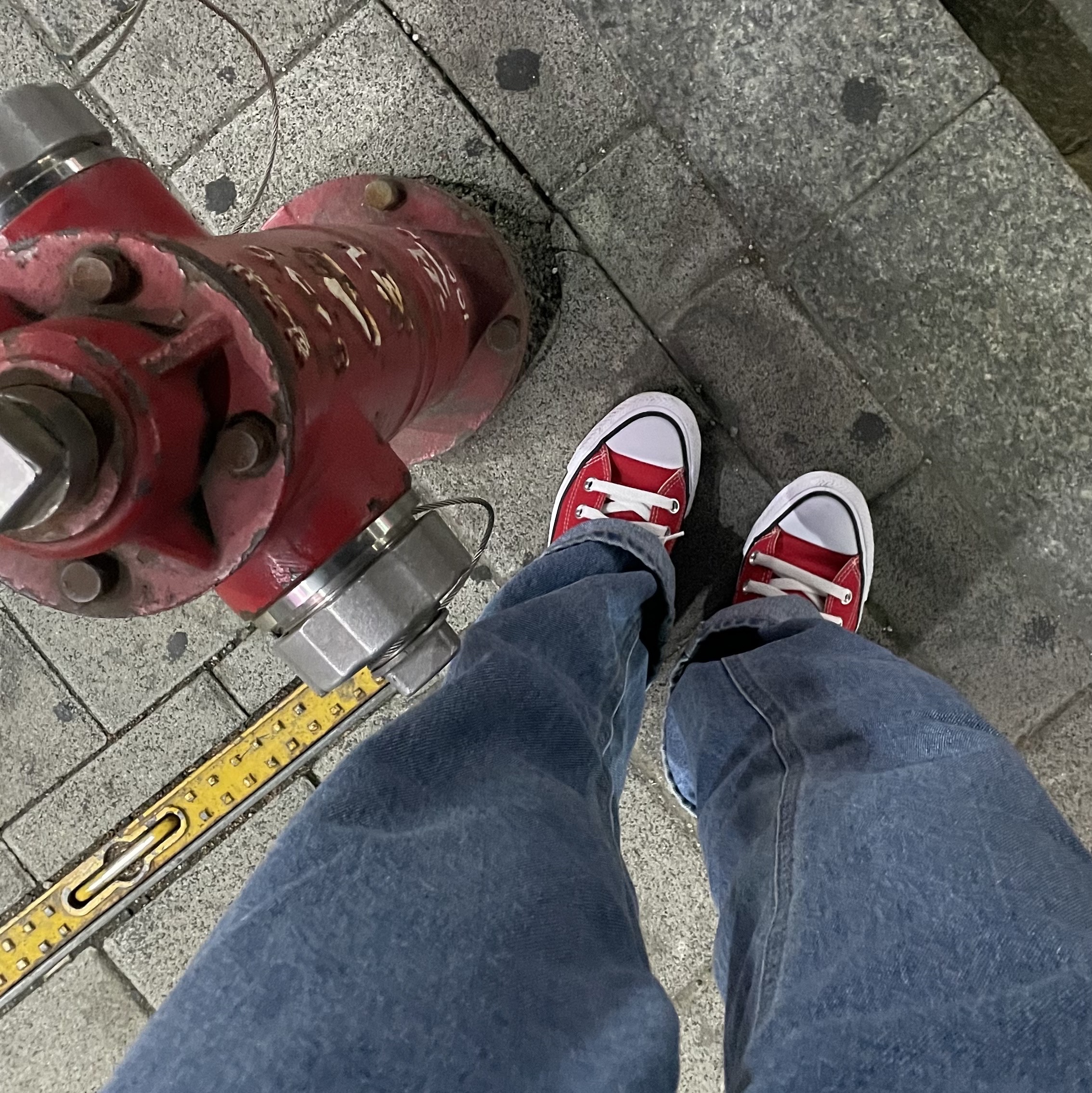 Converse Chuck 70 High Enamel Red 착용 스타일 - 3