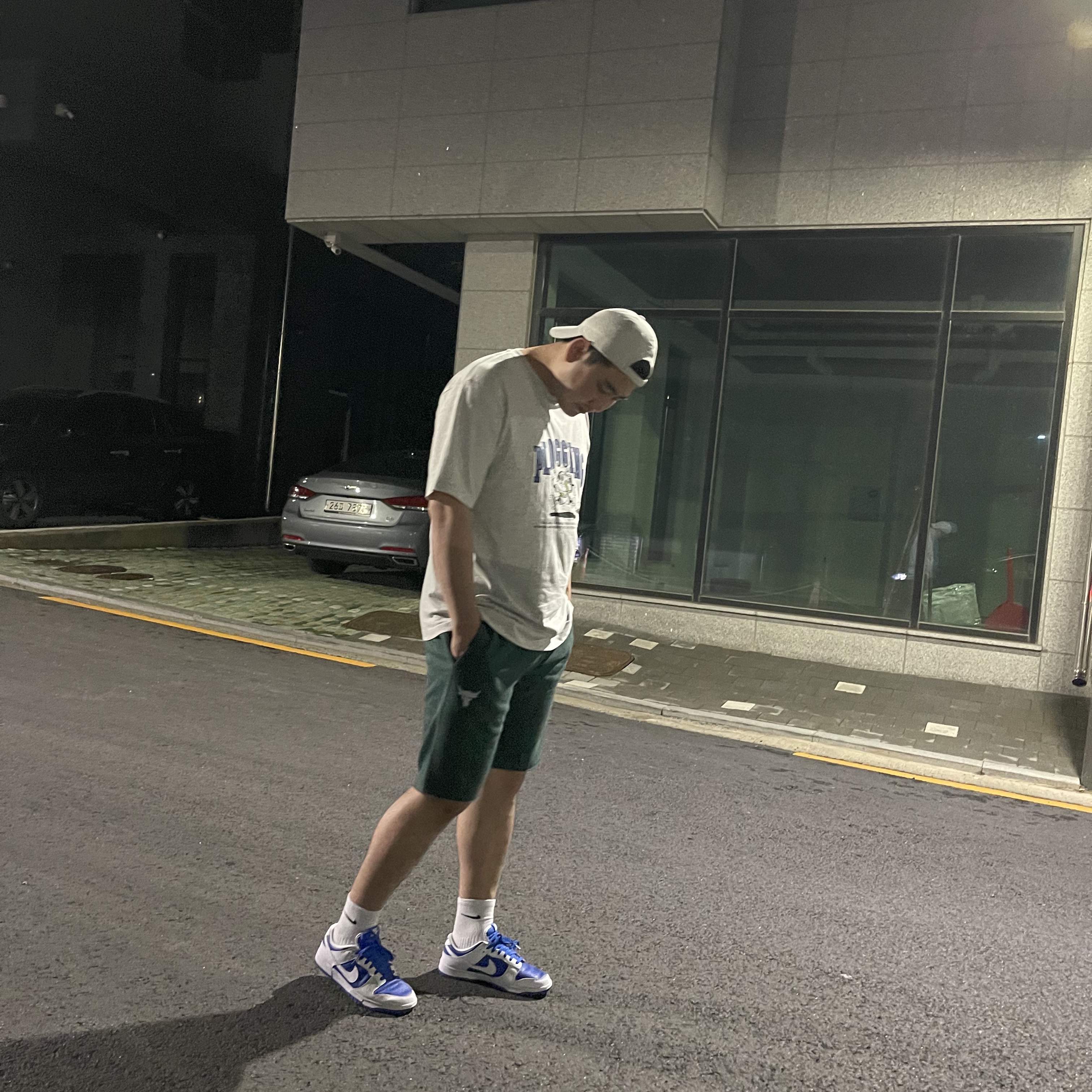 Nike Dunk Low Retro Racer Blue and White 착용 스타일