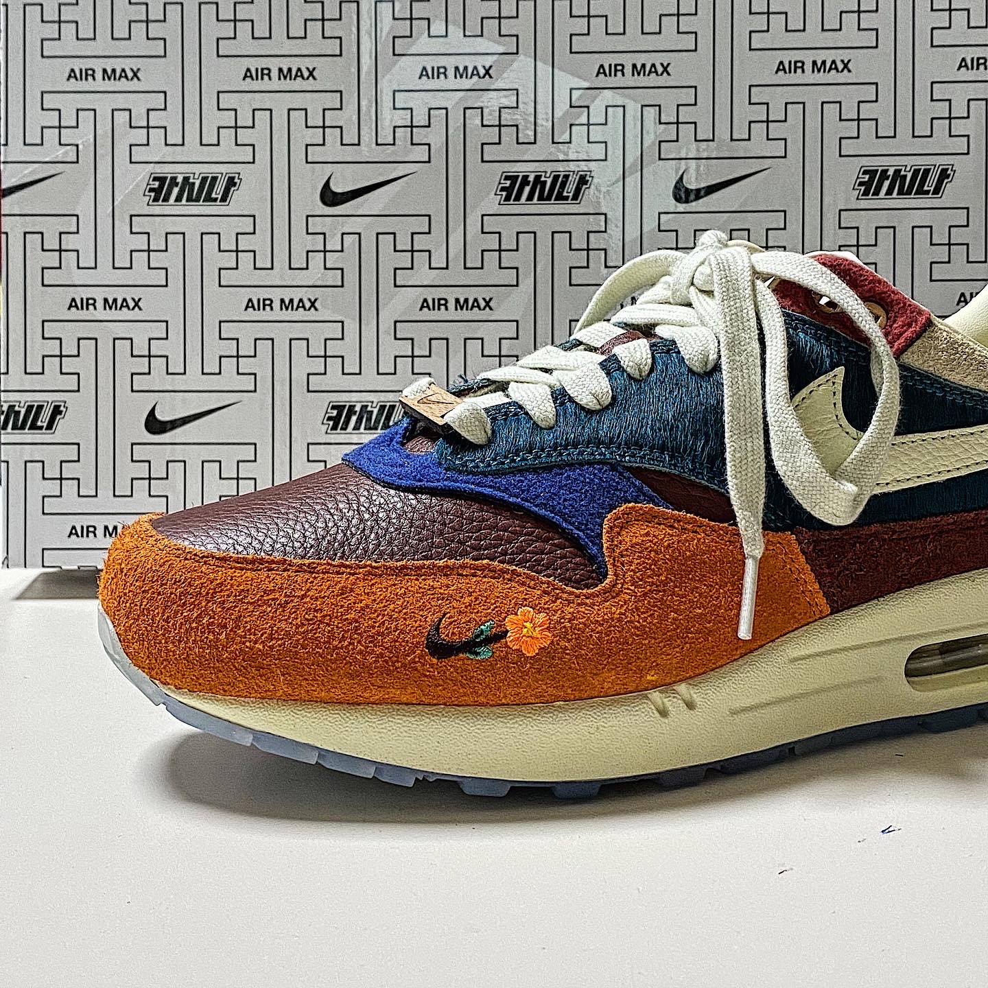 Nike x Kasina Air Max 1 SP Won-Ang Orange (With Special Gift) 착용 스타일 - 2