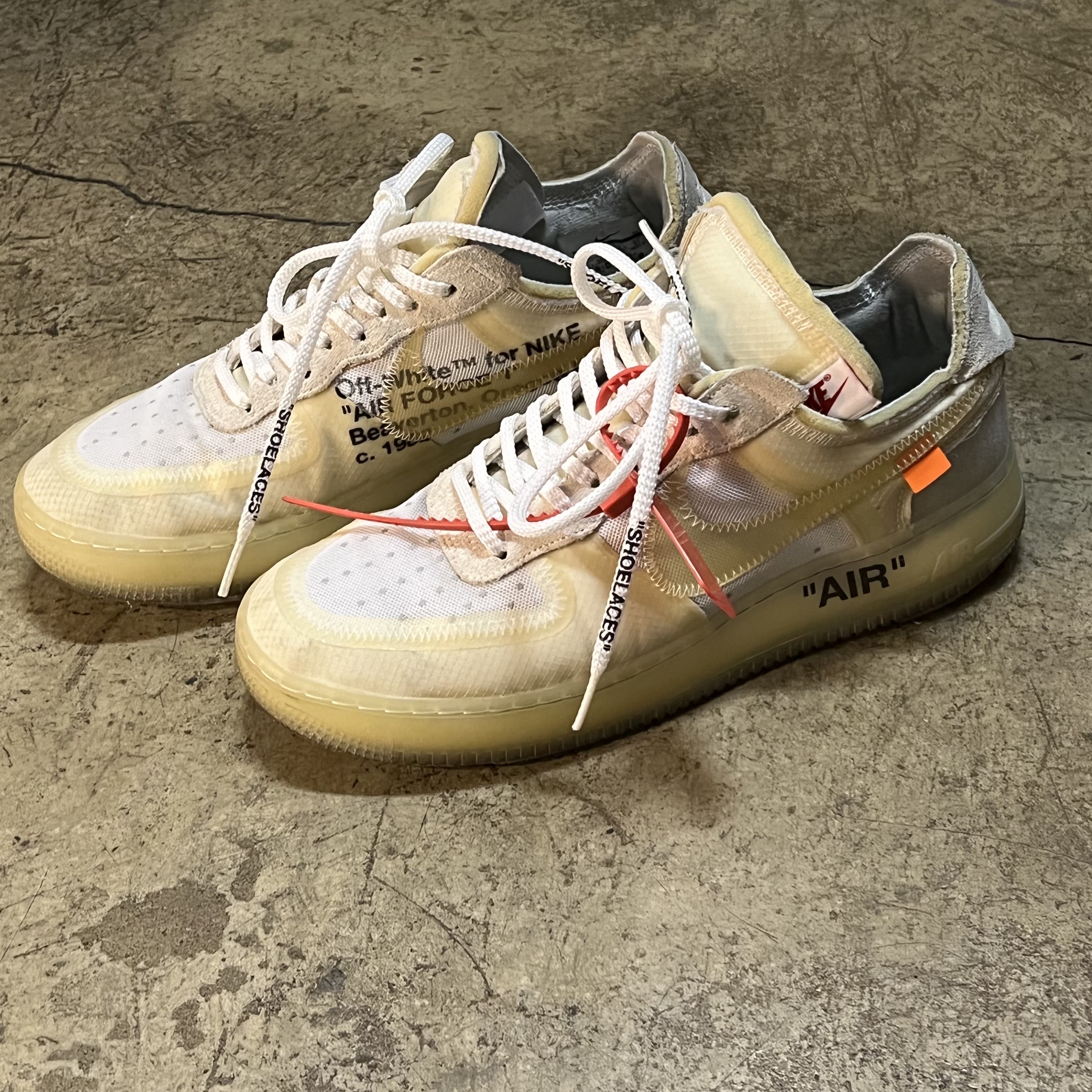 Nike x Off-White Air Force 1 Low The Ten 착용 스타일 - 2
