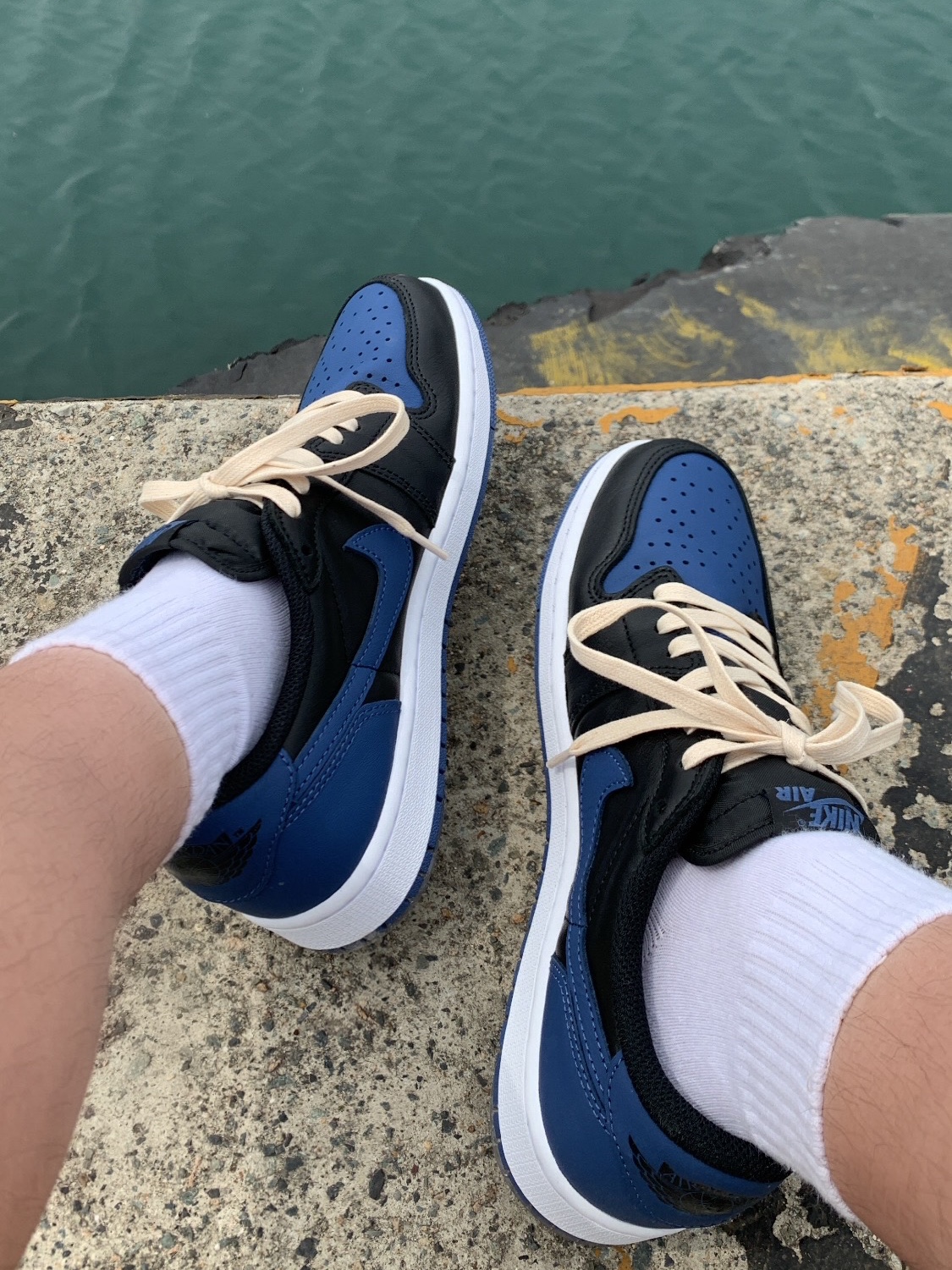 Jordan 1 Retro Low OG Mystic Navy 착용 스타일