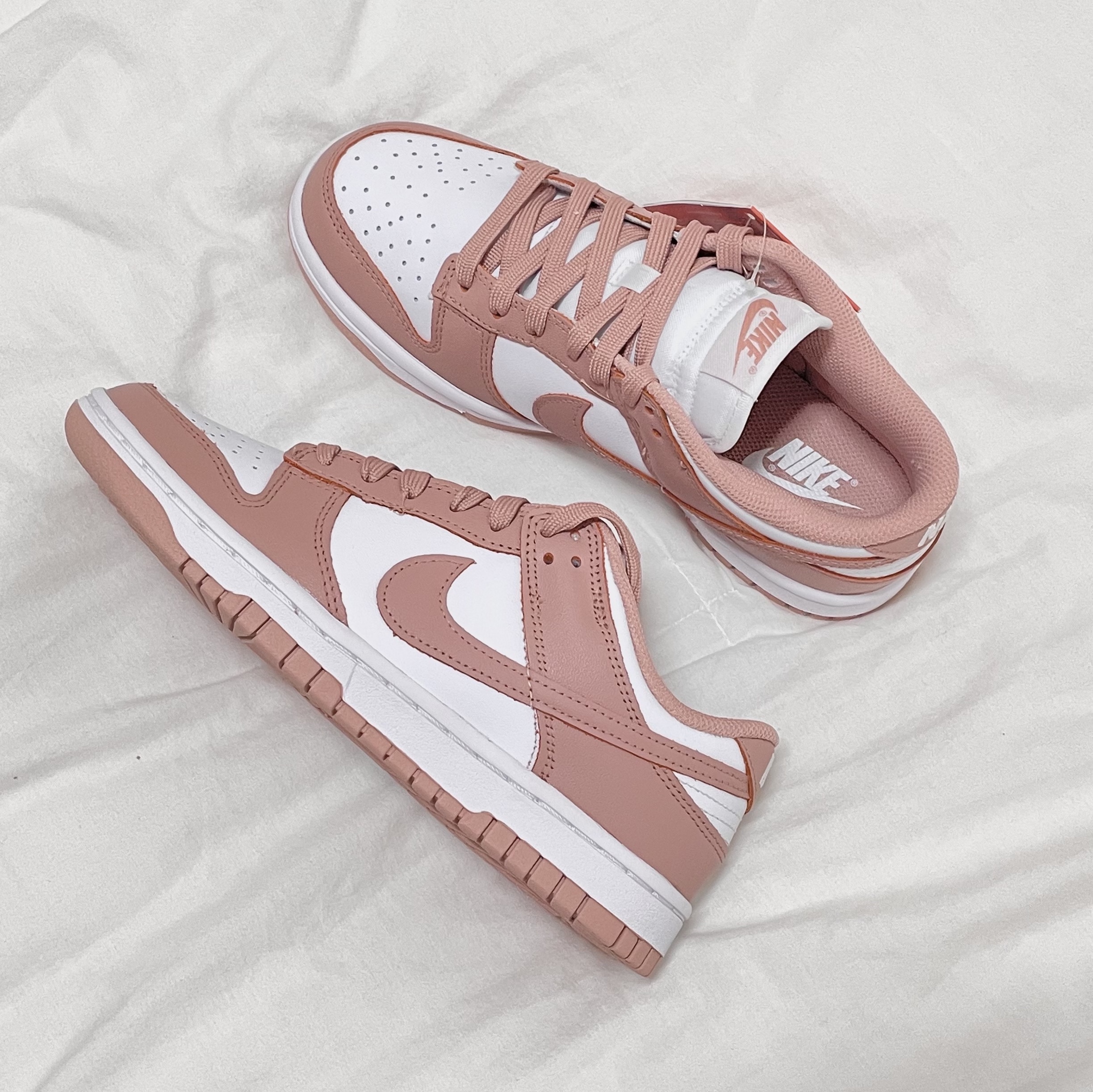(W) Nike Dunk Low Rose Whisper 착용 스타일