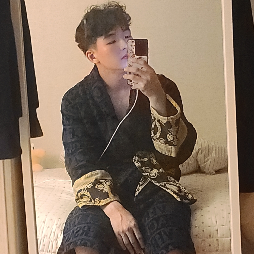 KREAM 프로필 이미지